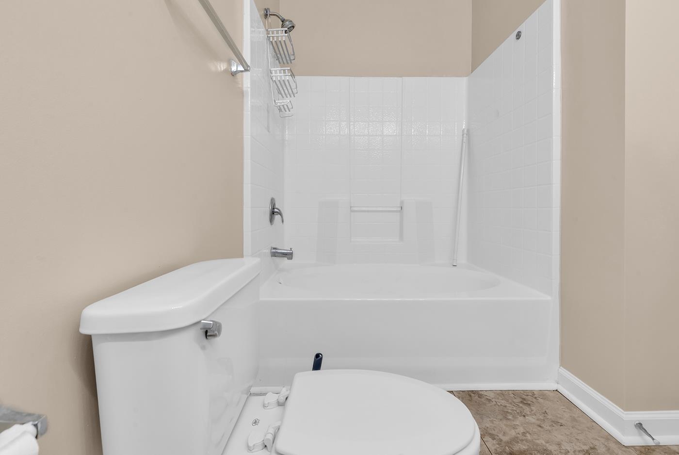 101 Ashley Park Dr. Property Photo 27