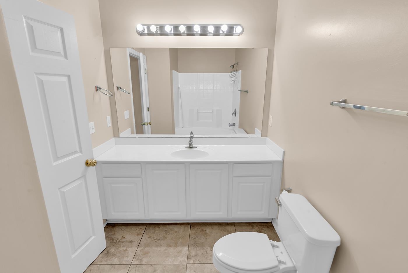 101 Ashley Park Dr. Property Photo 28