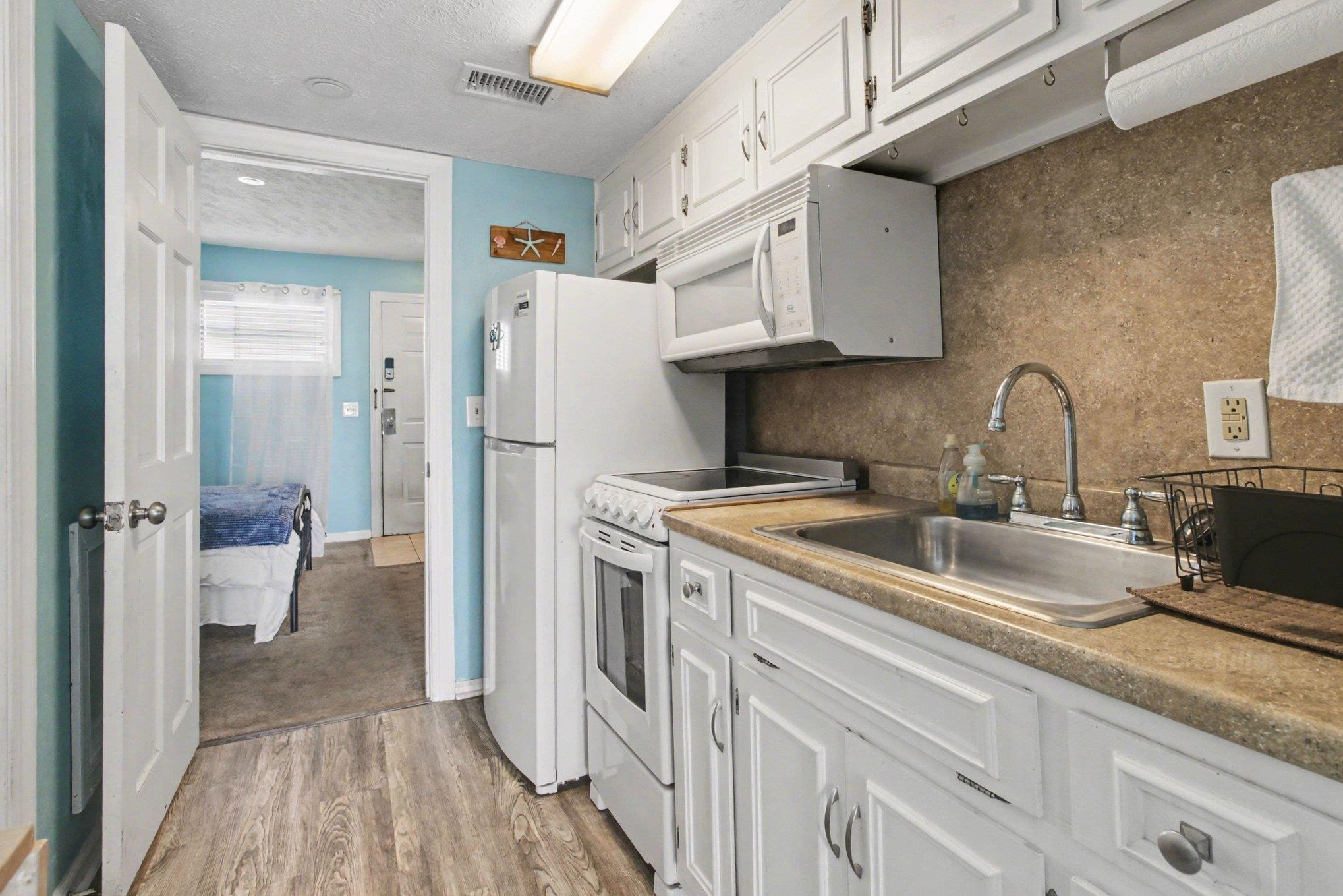 2000 S Ocean Blvd. Property Photo 9