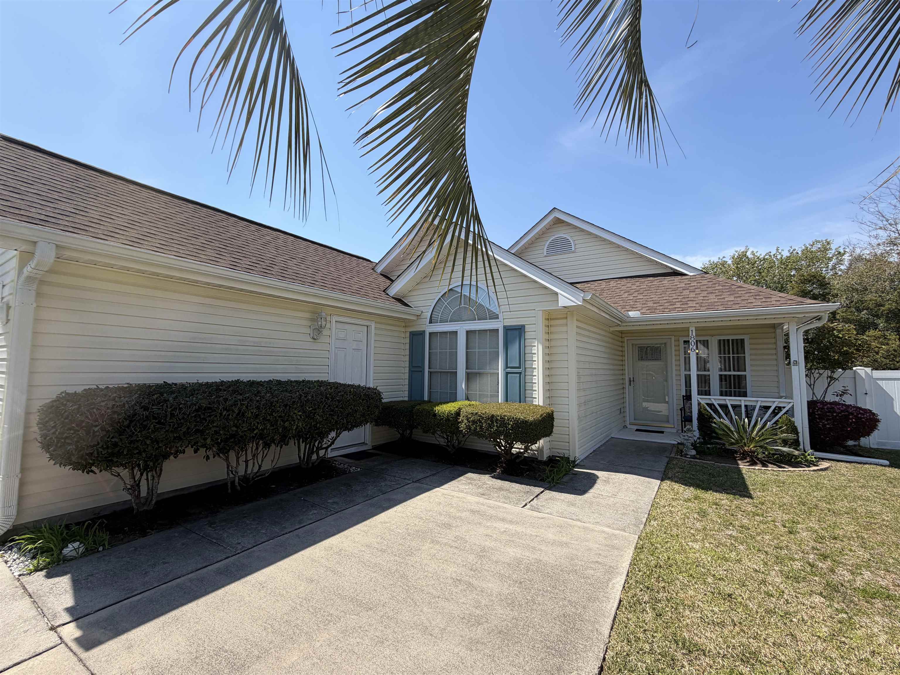 1806 Gypsy Ct. Property Photo 3