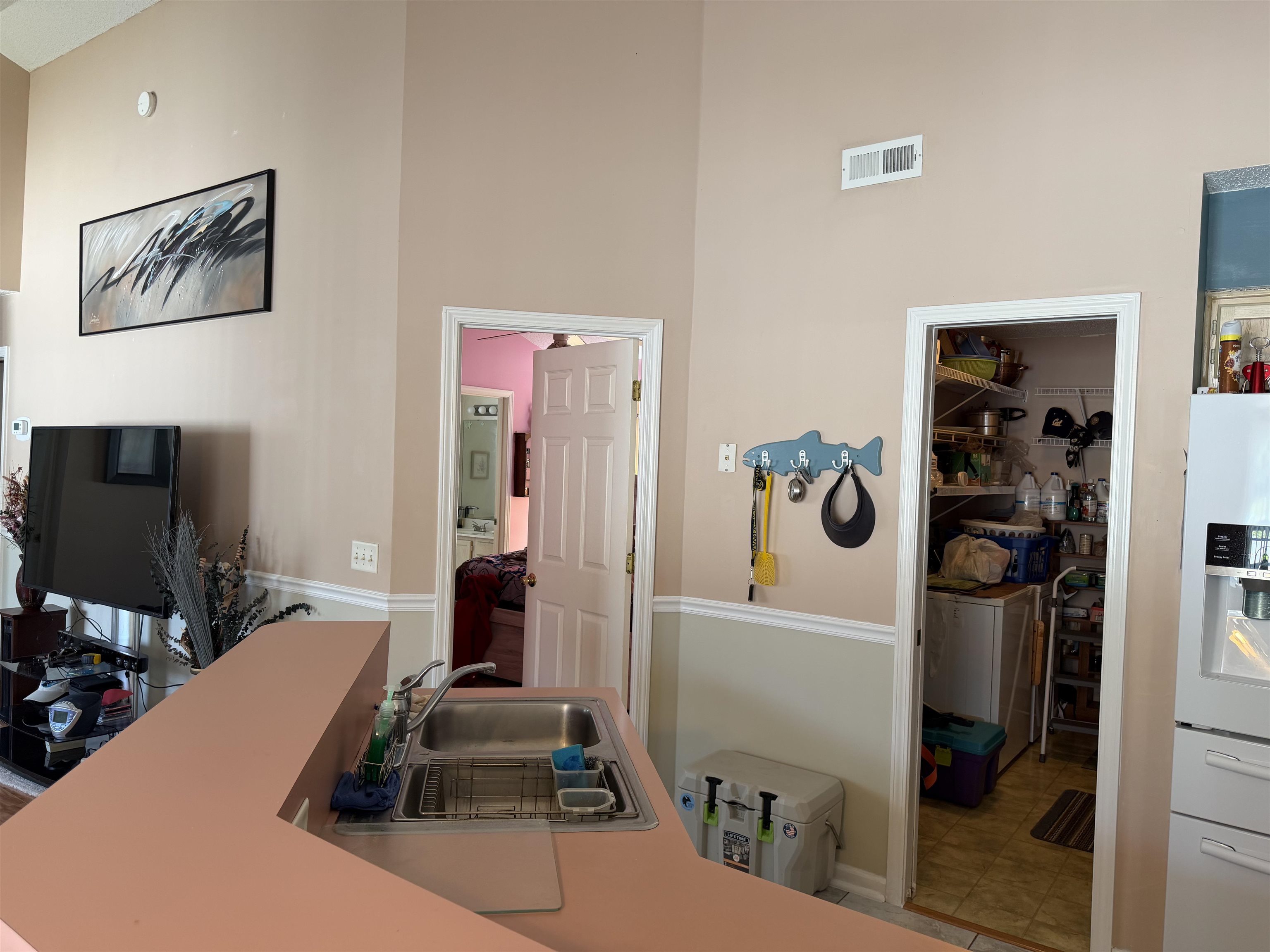 1806 Gypsy Ct. Property Photo 9