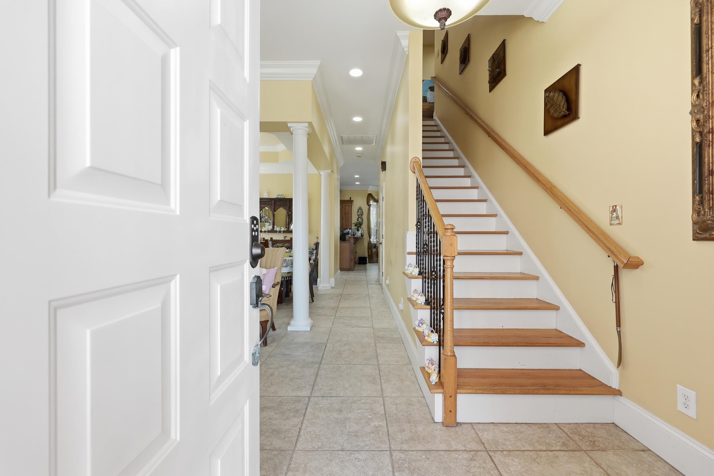 3052 Marsh Island Dr. Property Photo 4