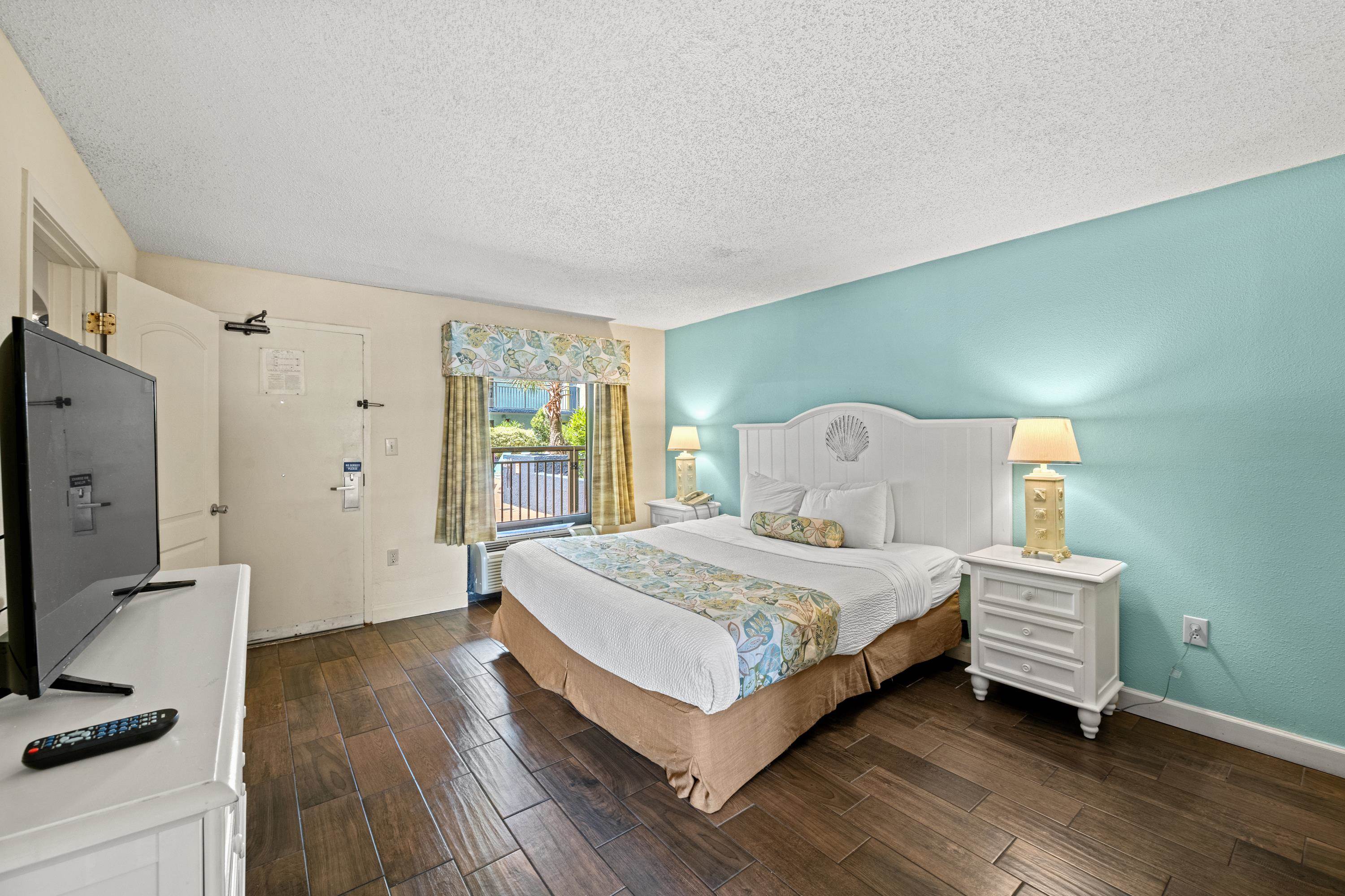 6804 N Ocean Blvd. Property Photo 8