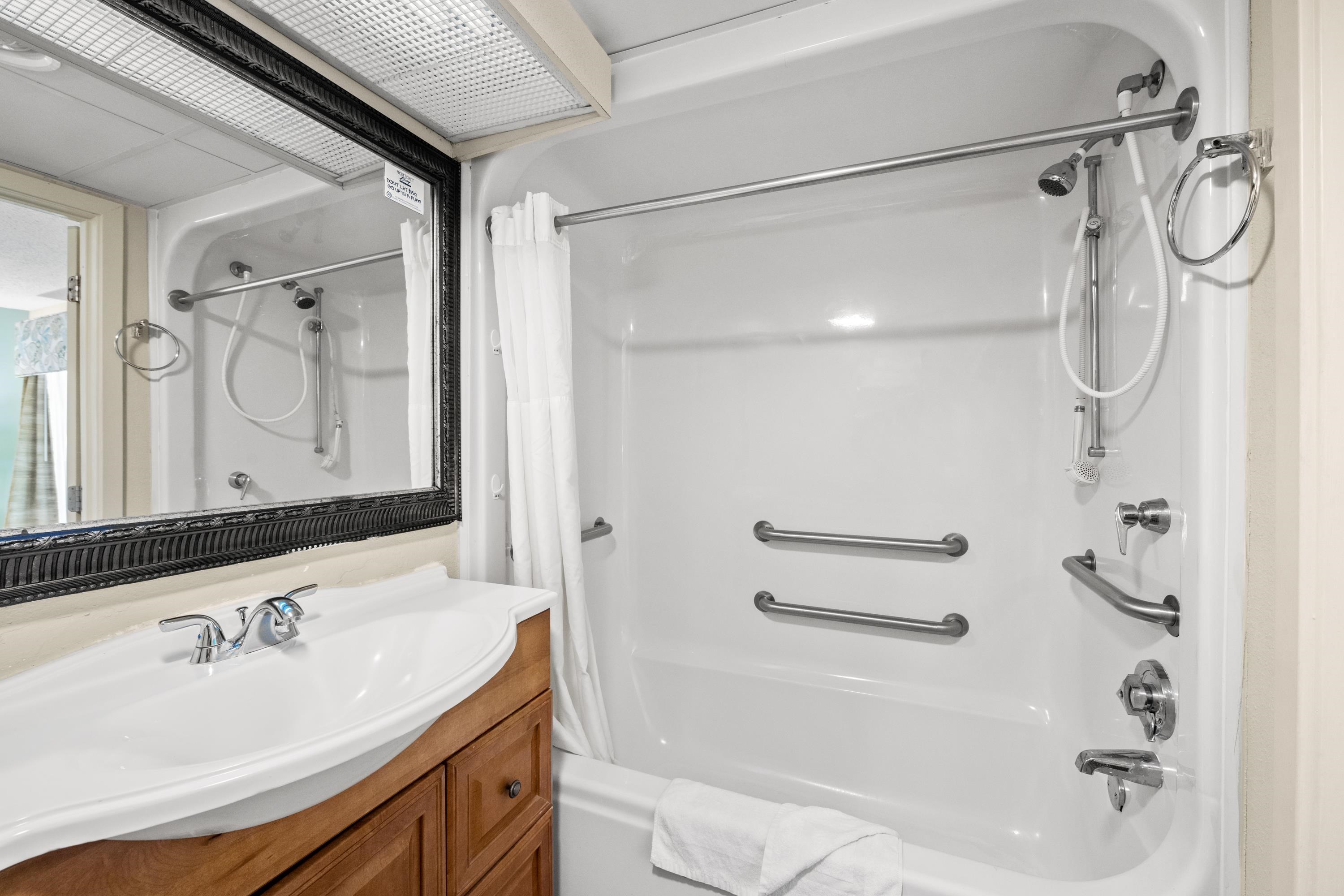 6804 N Ocean Blvd. Property Photo 10