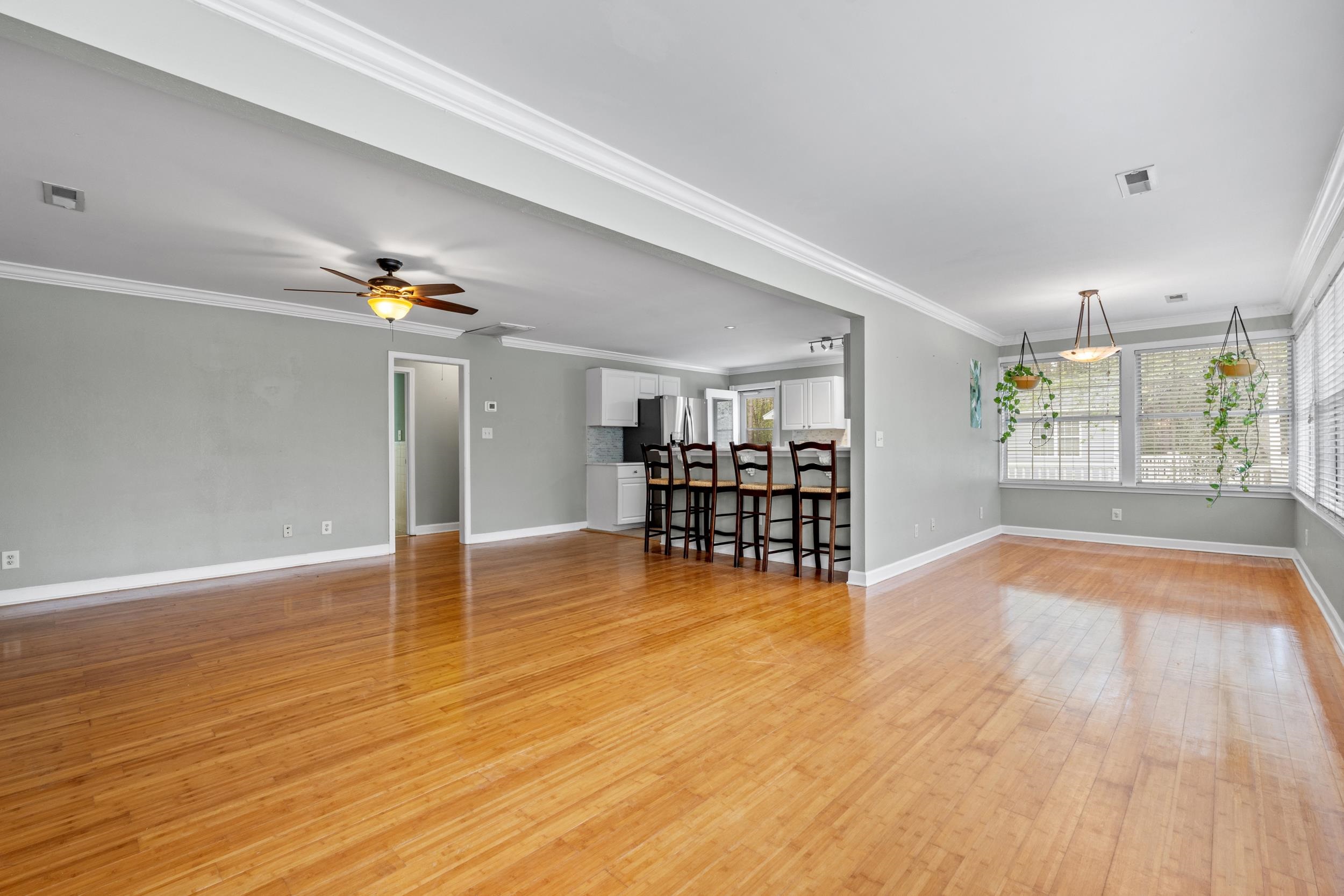 1015 Hagley Dr. Property Photo 8