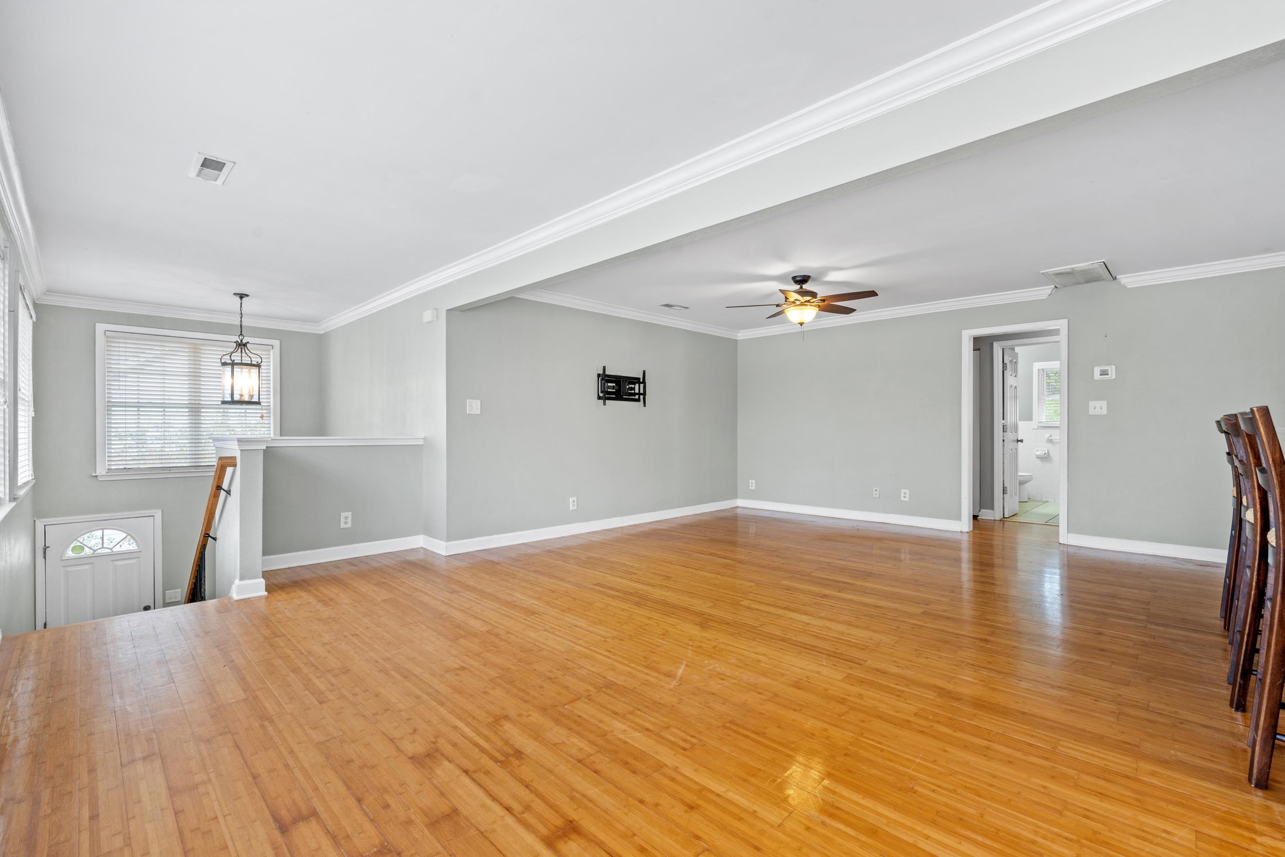 1015 Hagley Dr. Property Photo 10