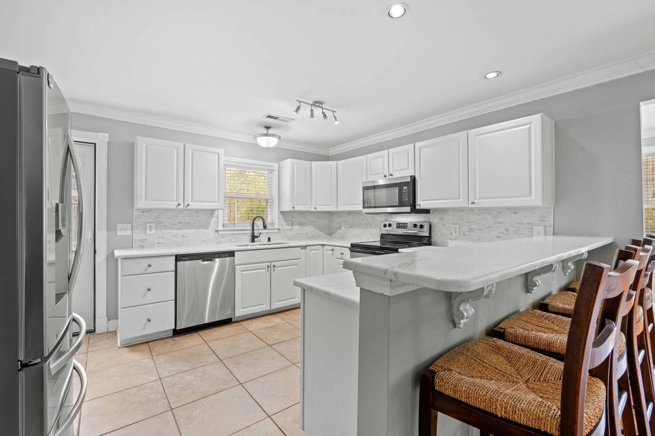1015 Hagley Dr. Property Photo 15