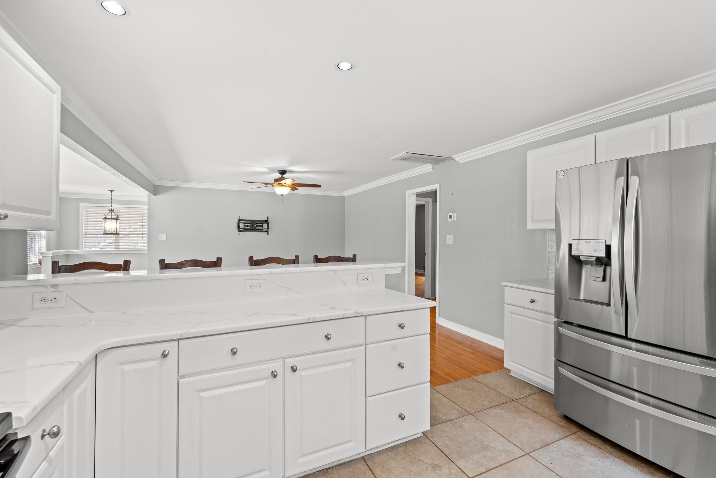 1015 Hagley Dr. Property Photo 18