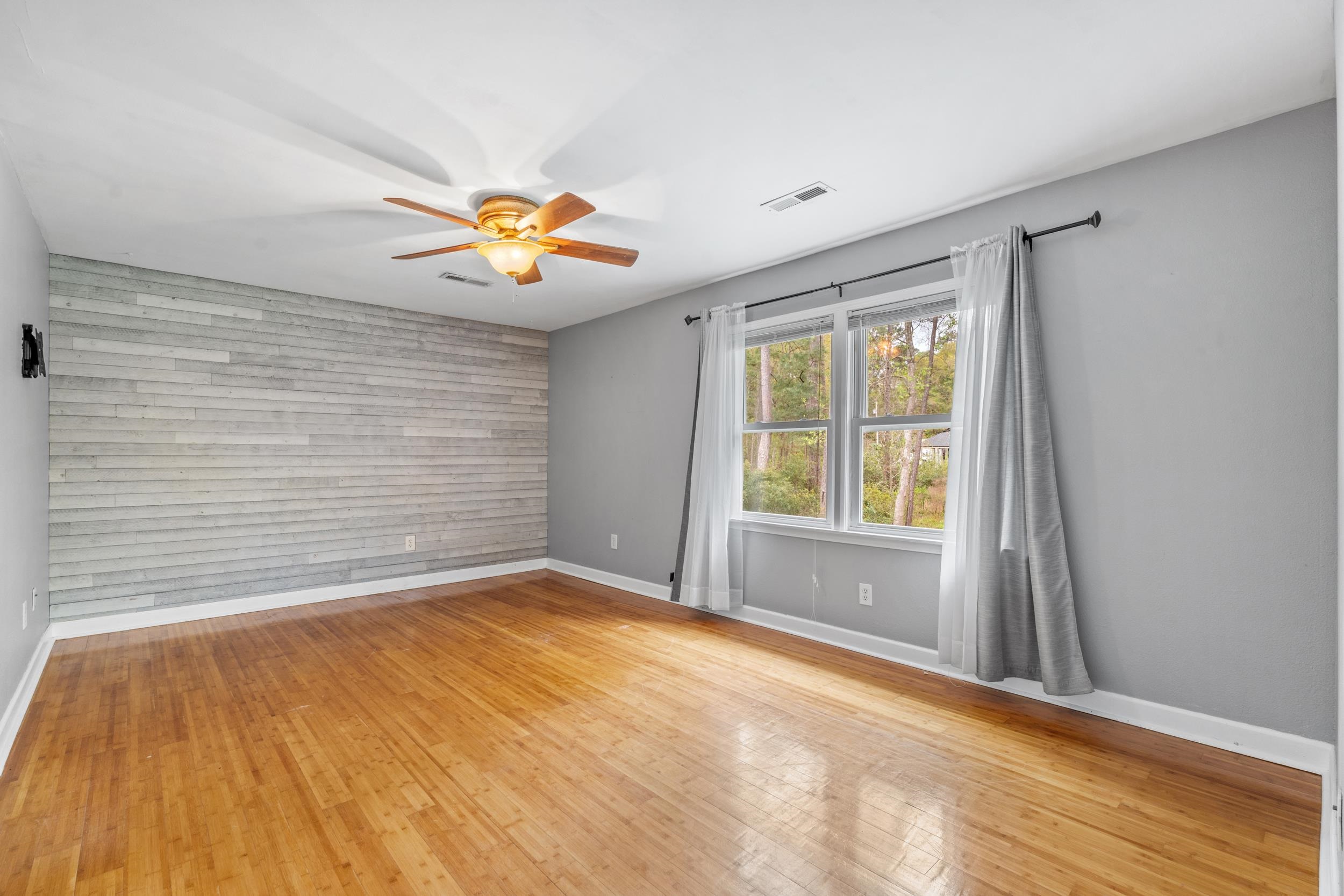 1015 Hagley Dr. Property Photo 20