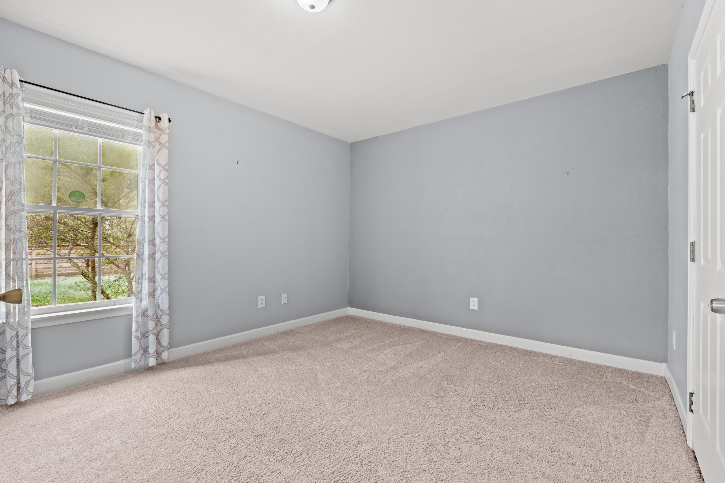 1015 Hagley Dr. Property Photo 40