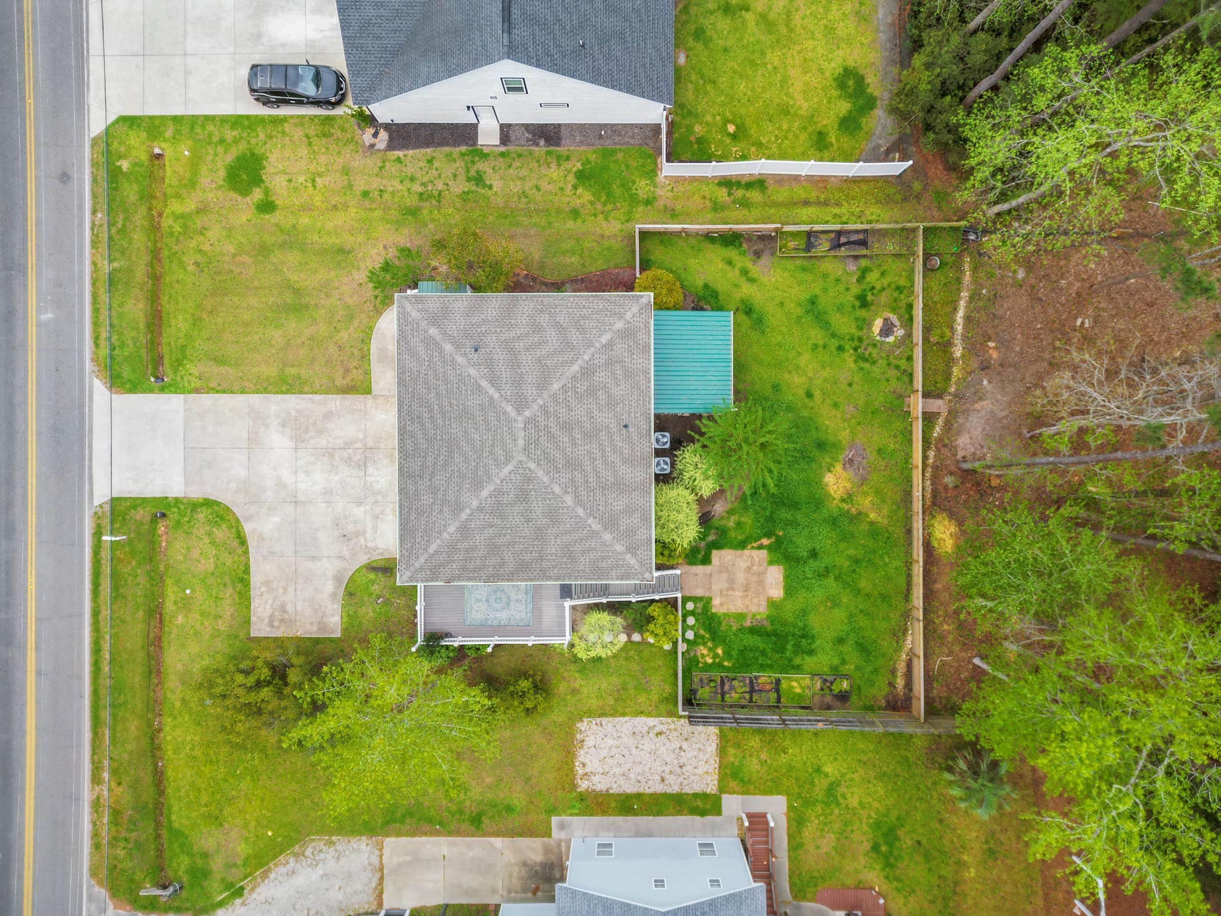 1015 Hagley Dr. Property Photo 53