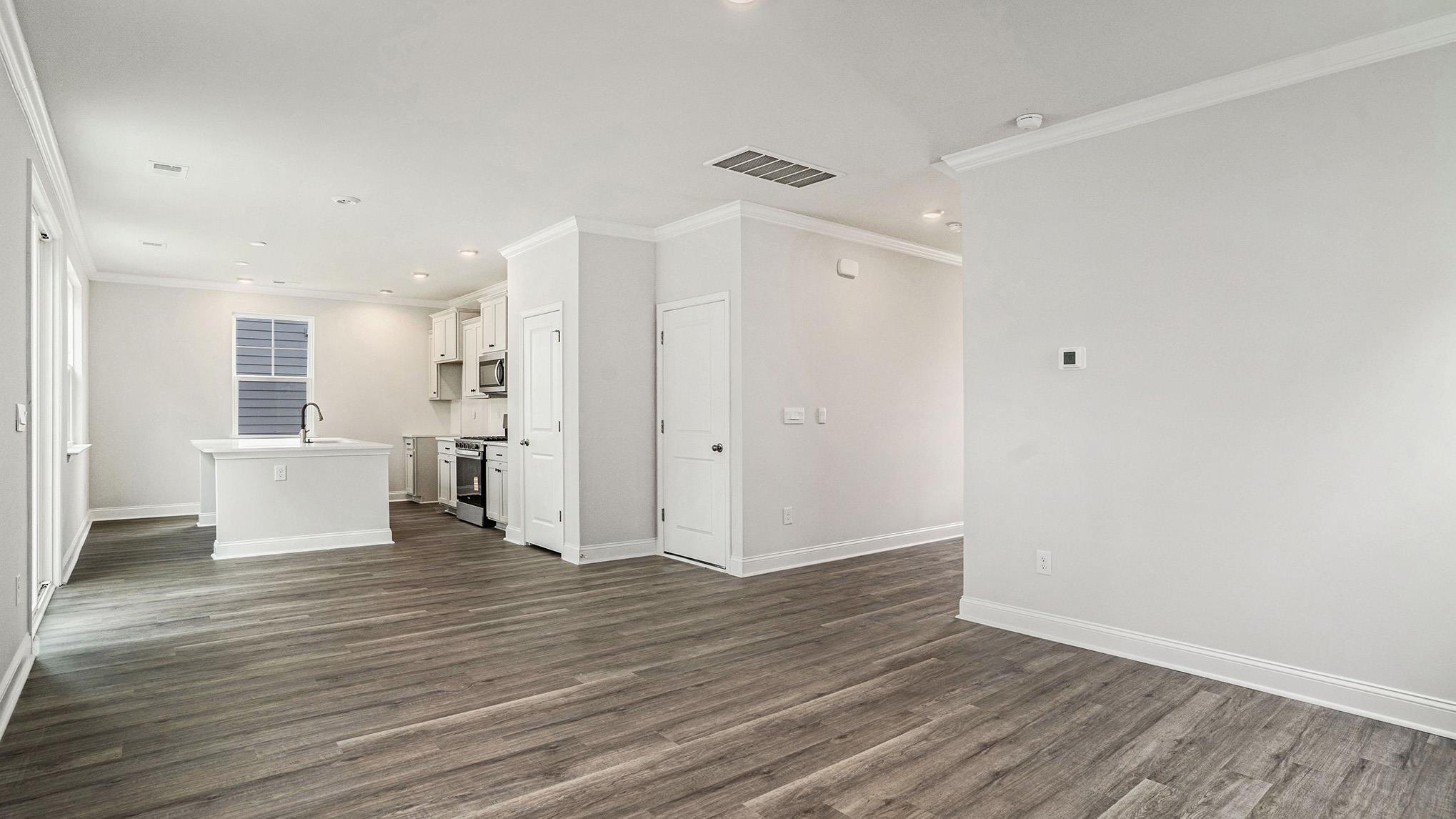 740 Doonbeg Ct. Property Photo 3