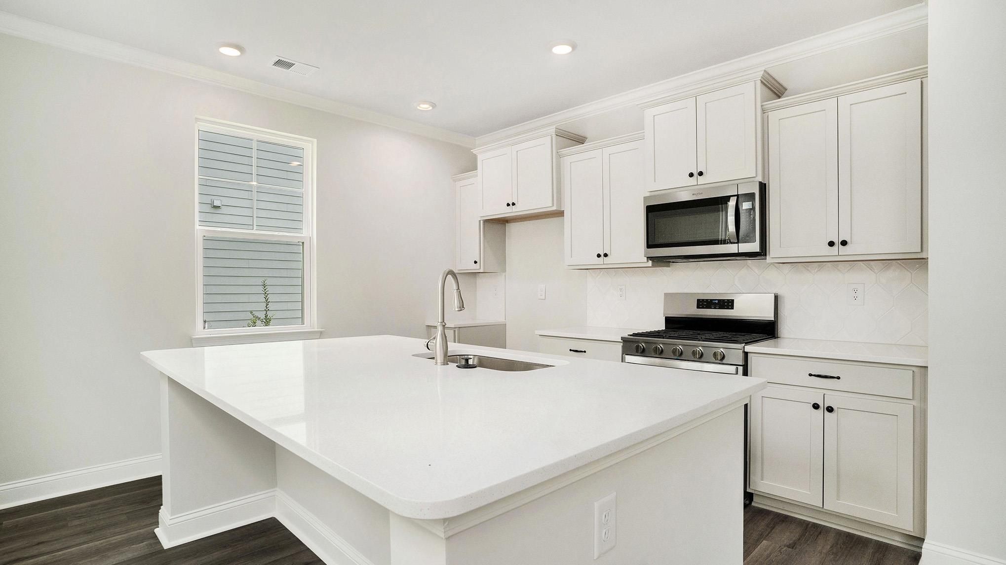 740 Doonbeg Ct. Property Photo 7