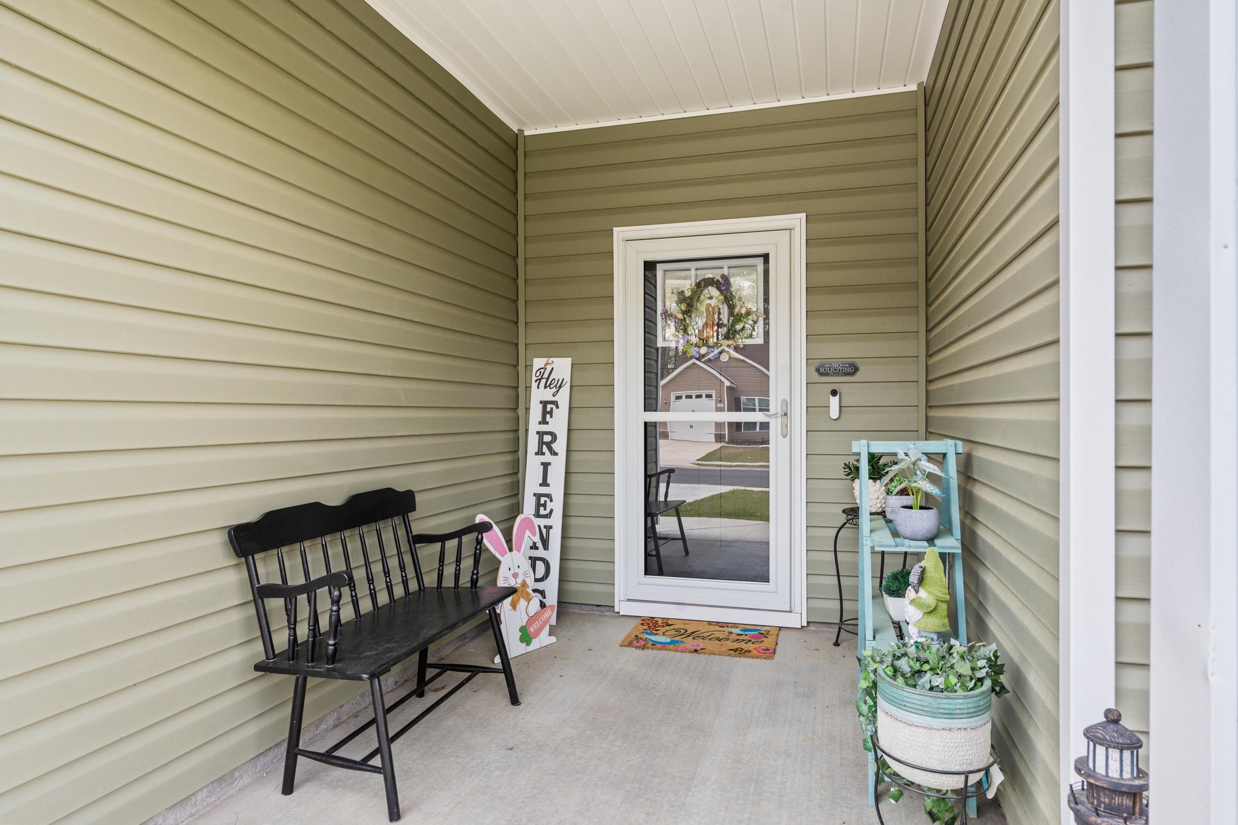 406 Shallow Cove Dr. Property Photo 2