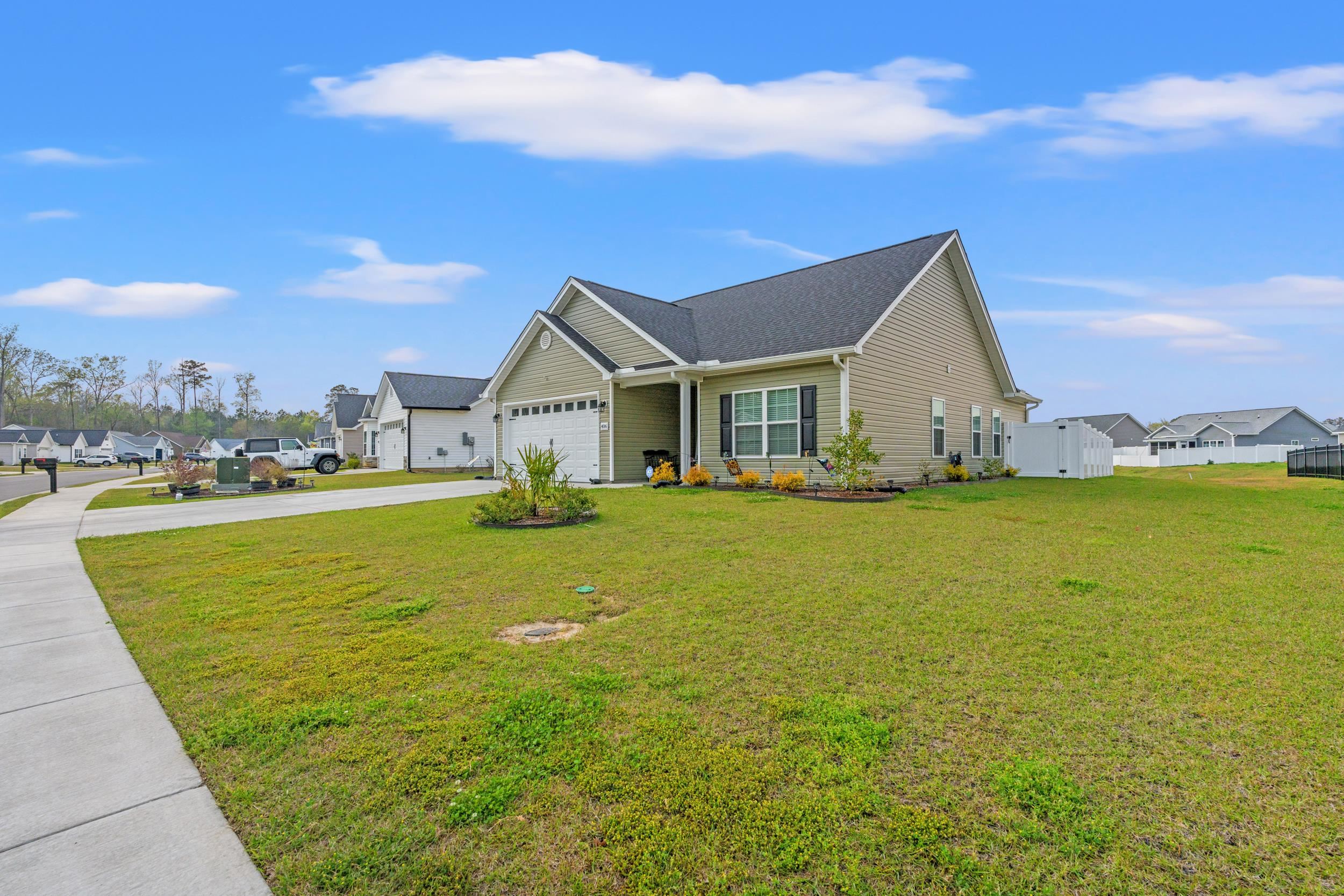 406 Shallow Cove Dr. Property Photo 30