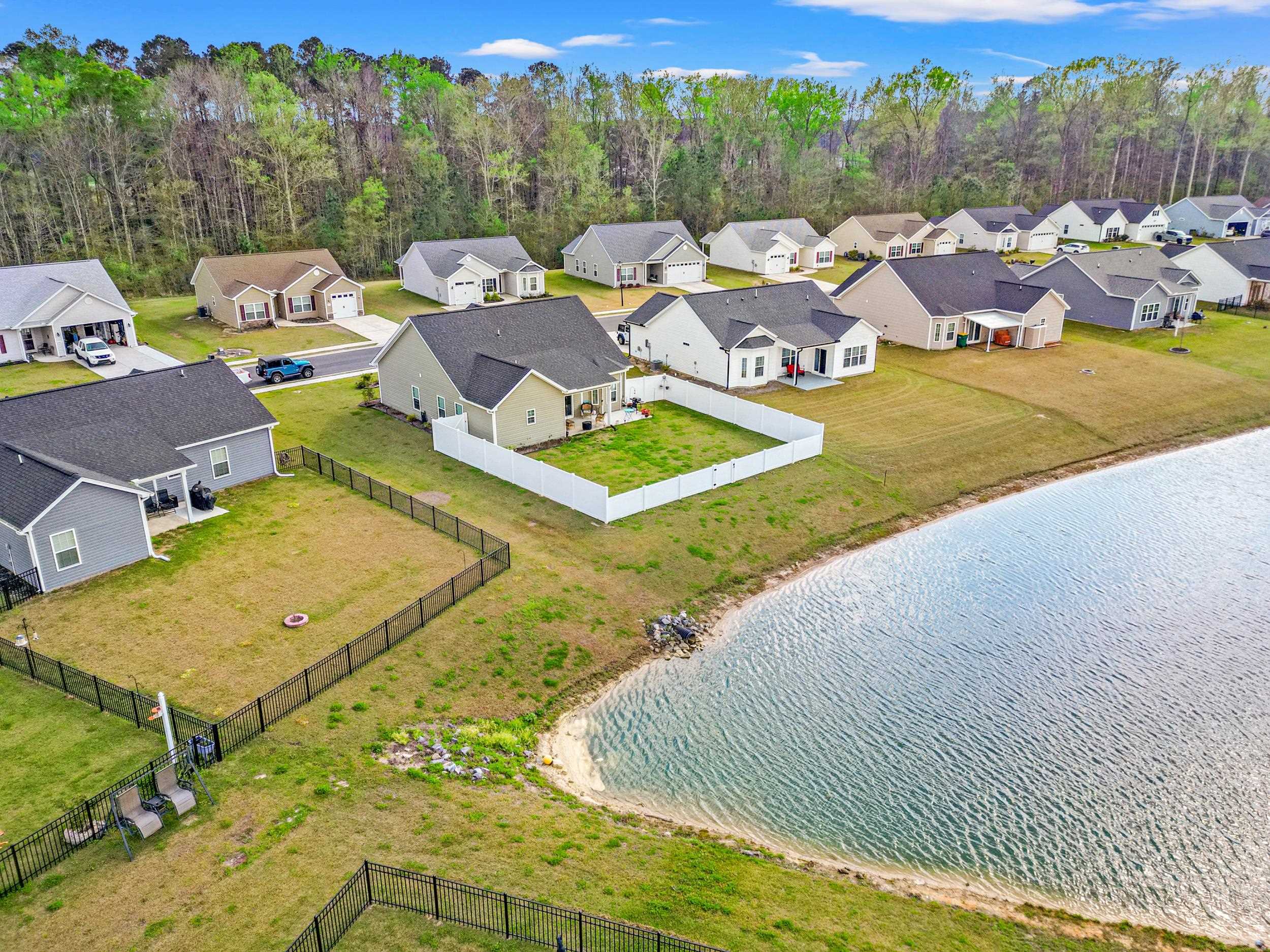 406 Shallow Cove Dr. Property Photo 36