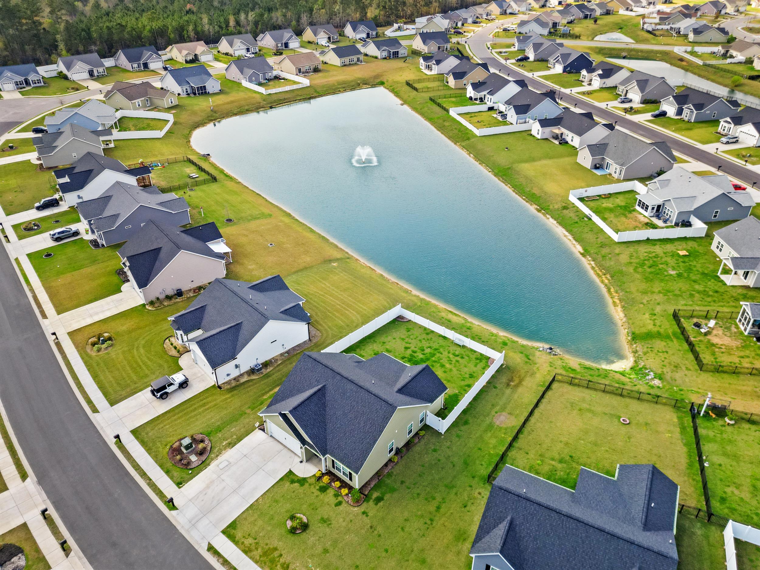 406 Shallow Cove Dr. Property Photo 37