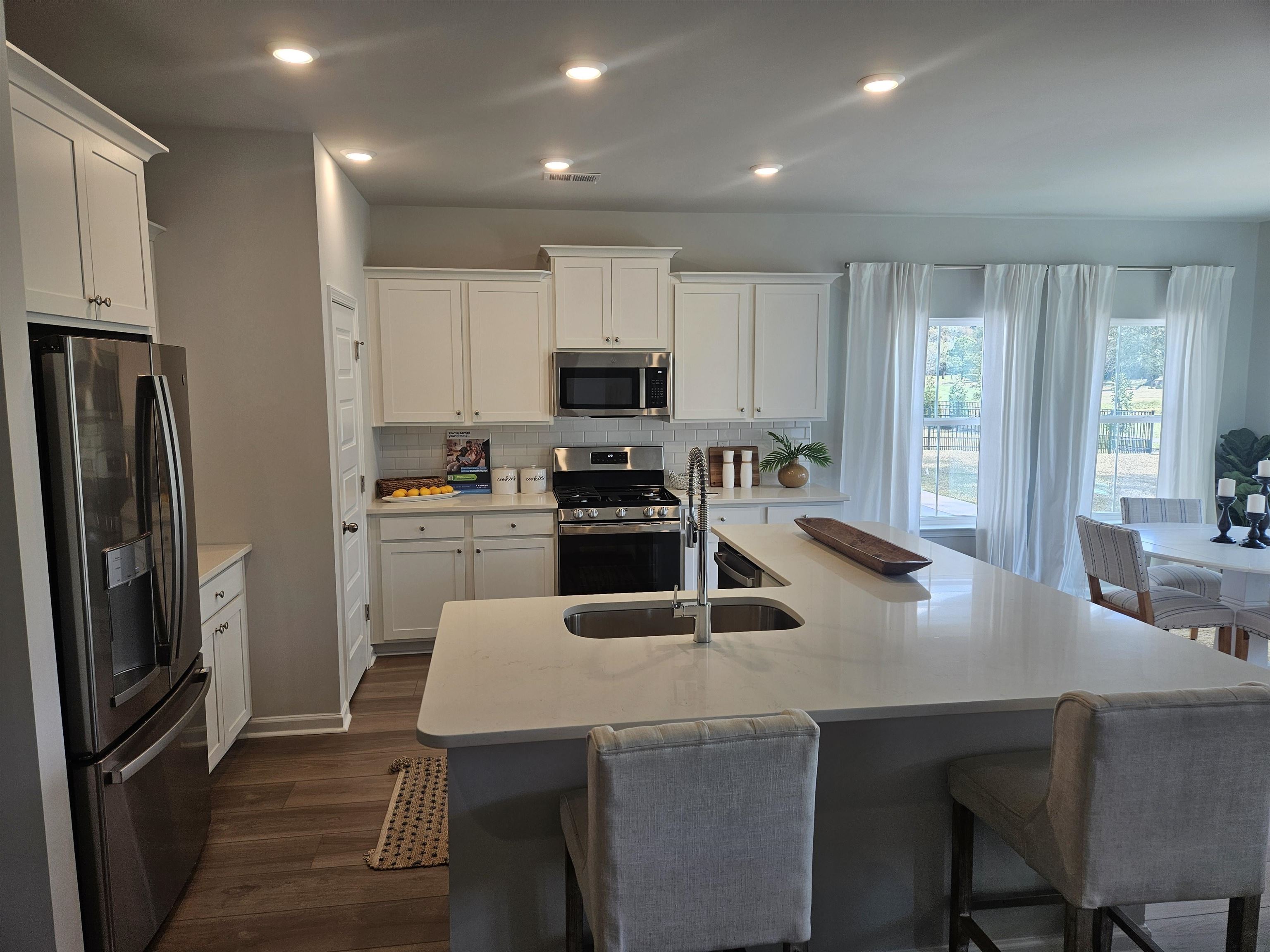 9680 Indigo Creek Blvd. Property Photo 16