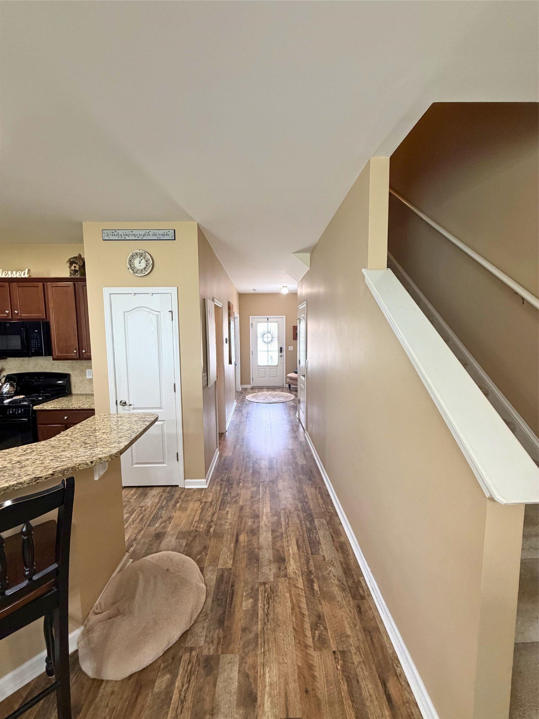 720 Pickering Dr. Property Photo 3