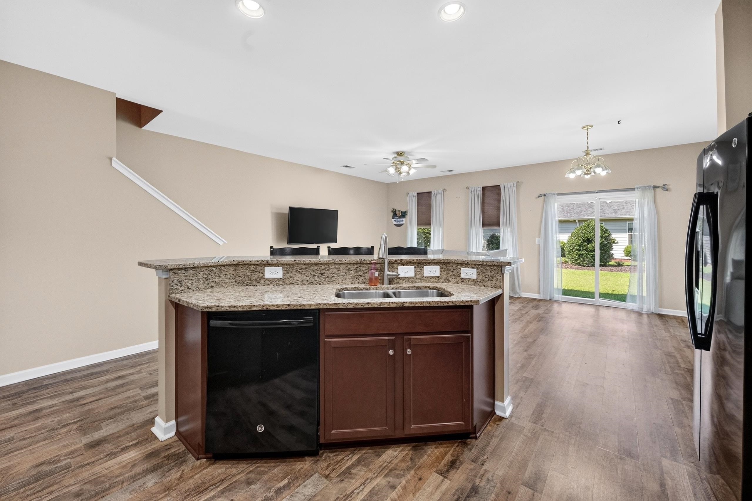 720 Pickering Dr. Property Photo 10