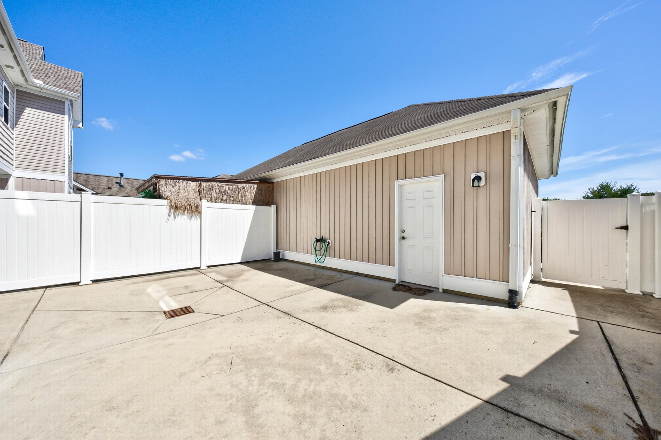 720 Pickering Dr. Property Photo 33
