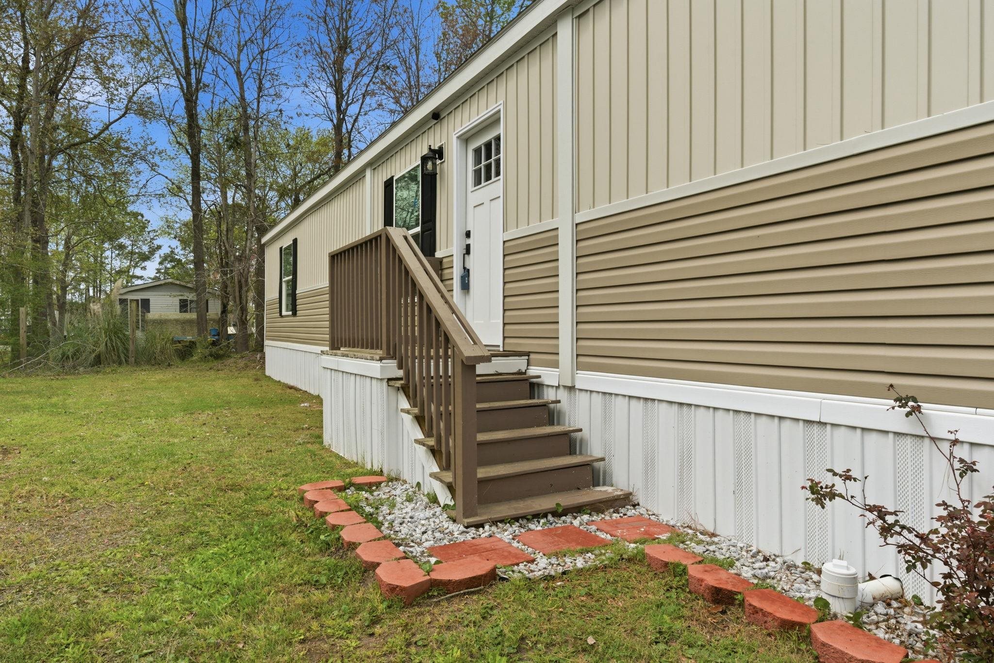 1500 Highway 15 Property Photo 23