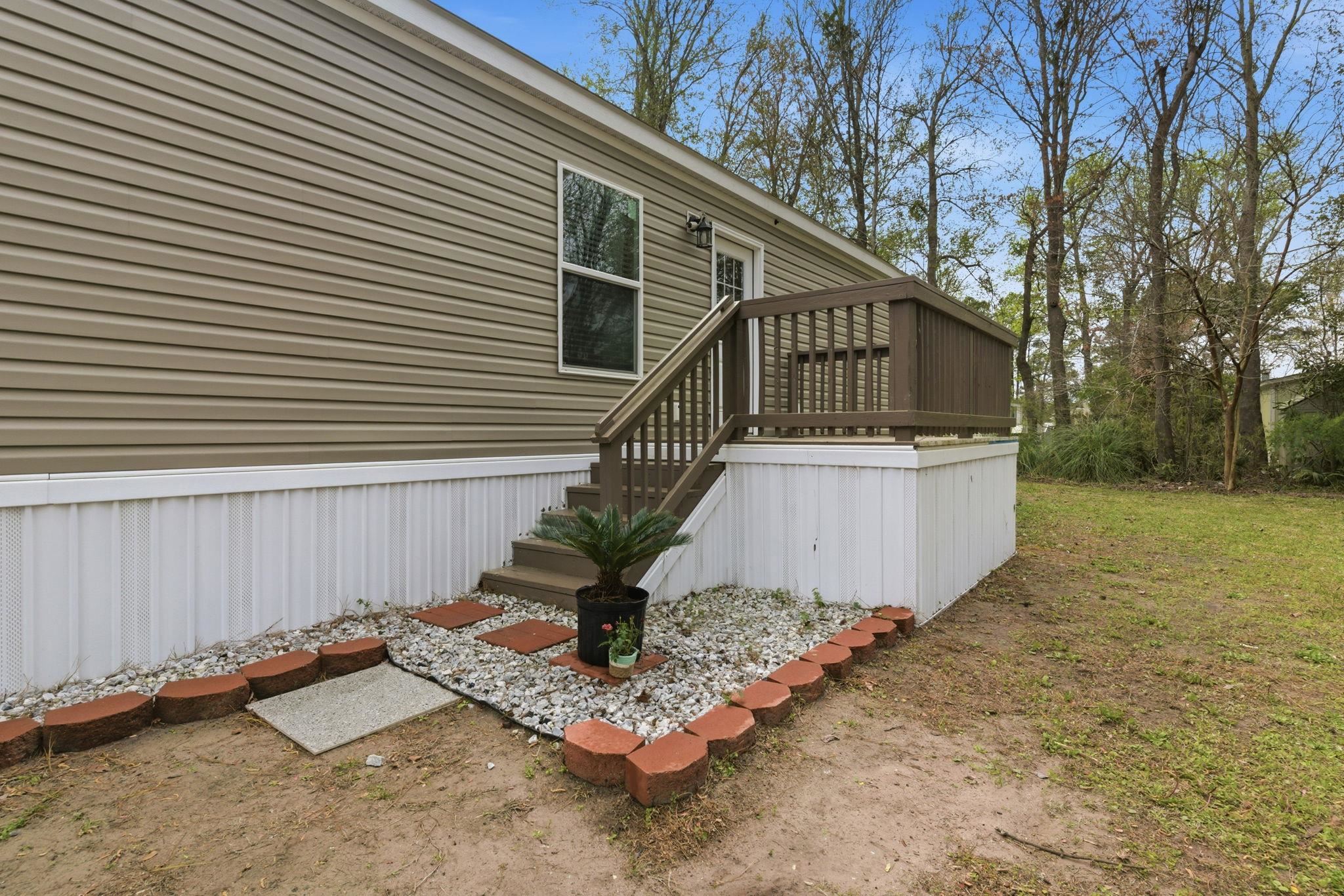 1500 Highway 15 Property Photo 24