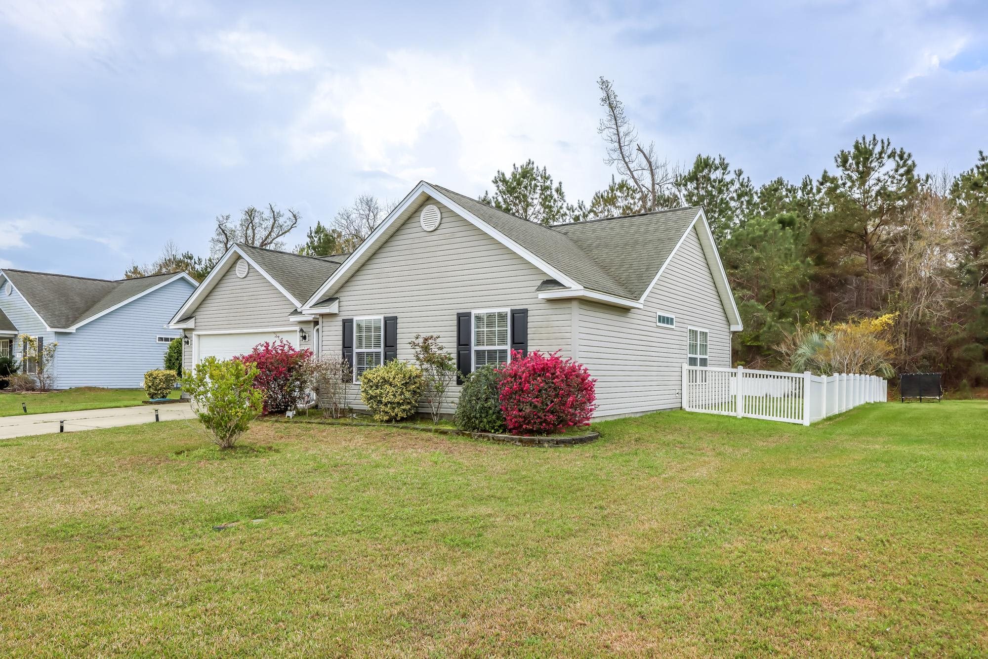 525 Carolina Woods Dr. Property Photo 26
