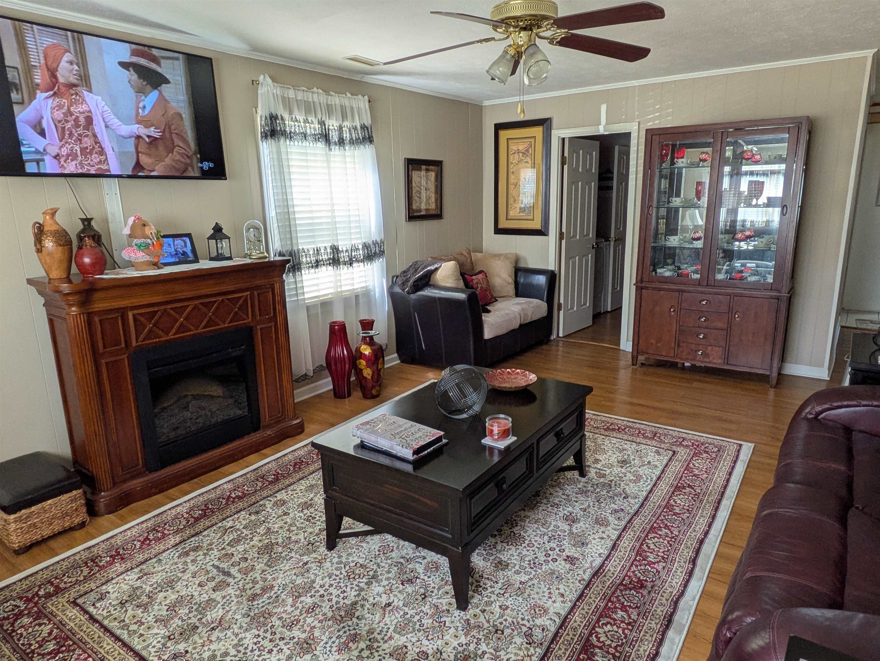 2404 Causey Dr. Property Photo 3