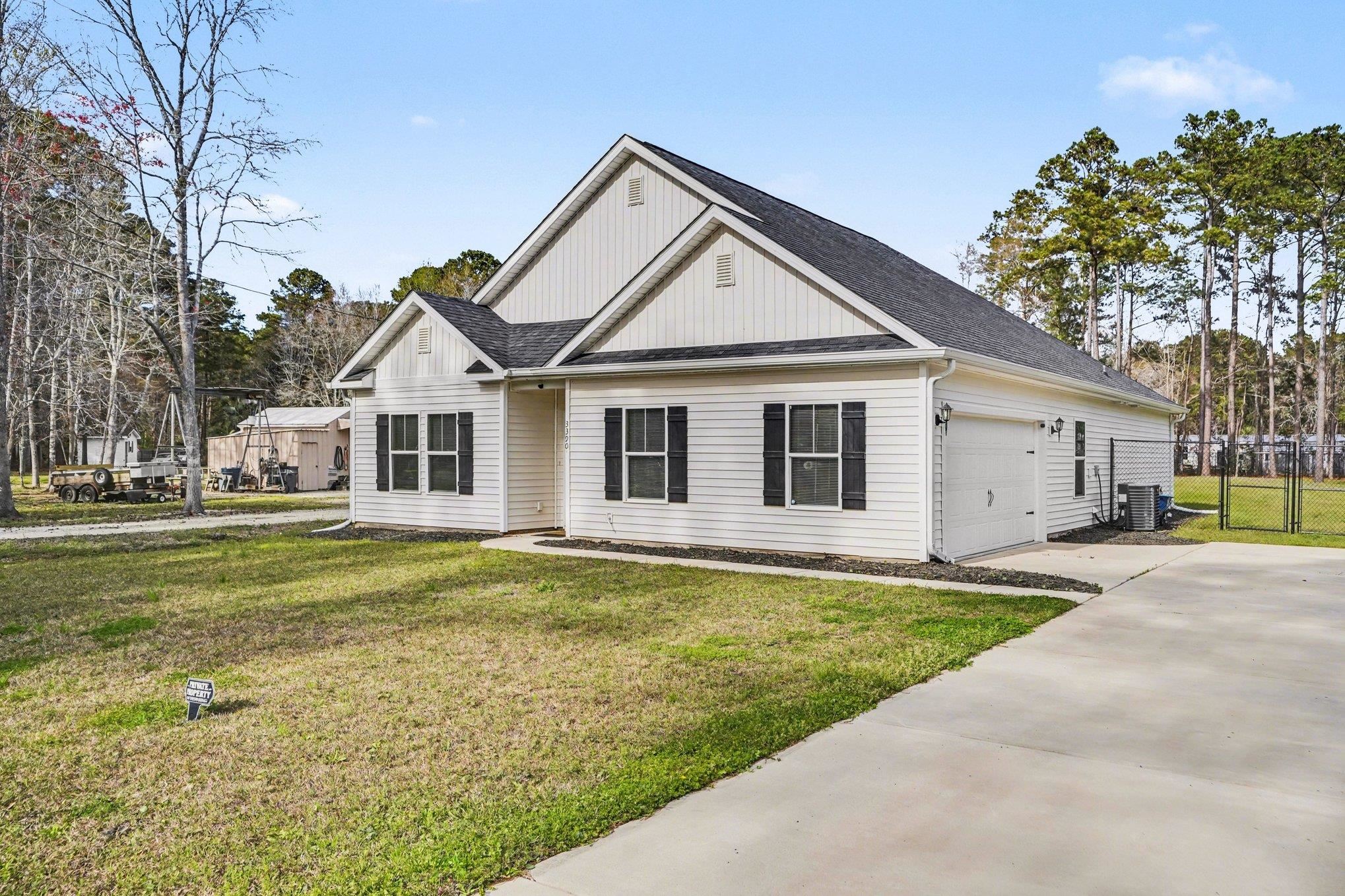 3390 Cypress Dr. Property Photo 2