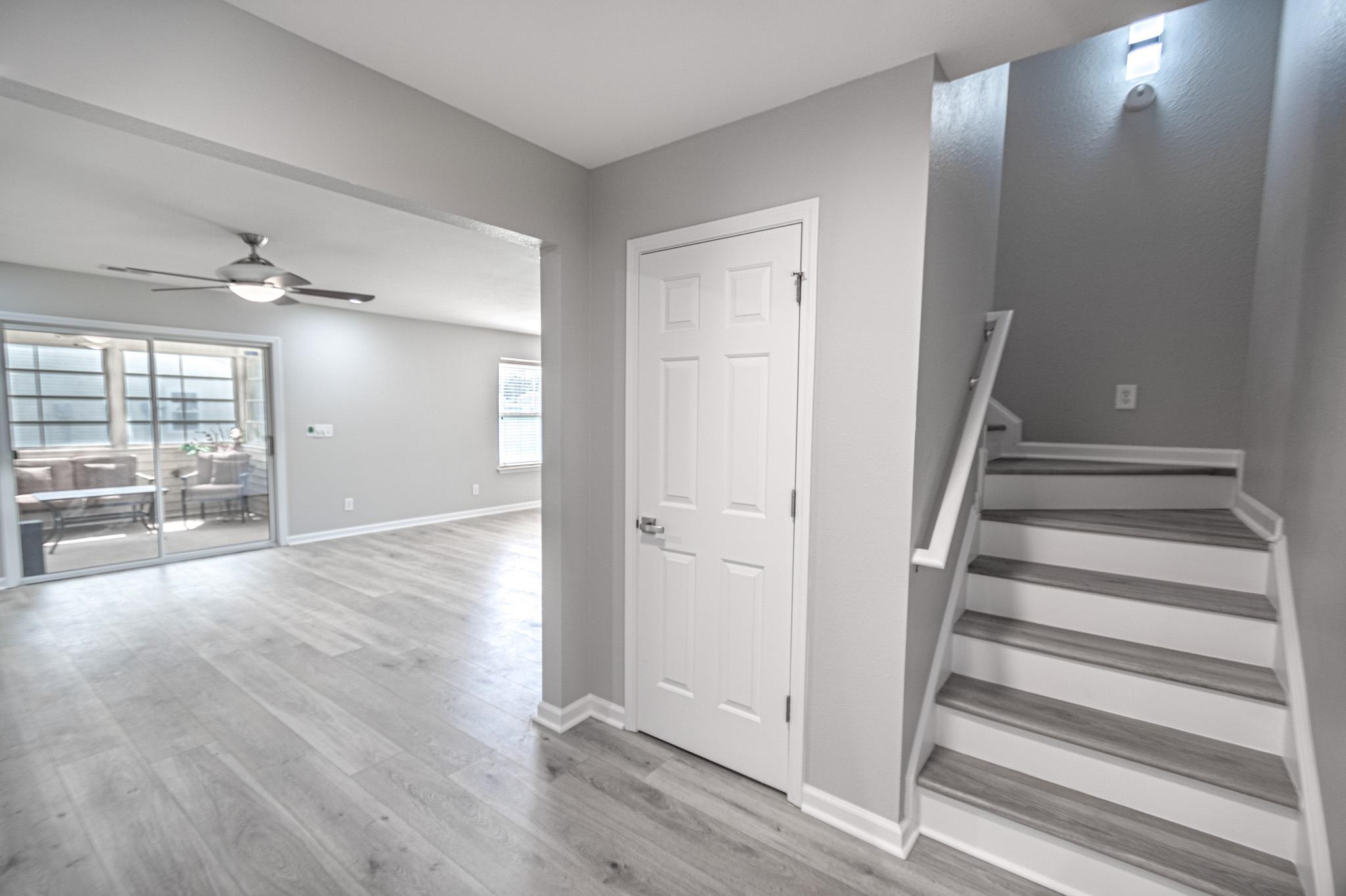 1201 Eagle Creek Dr. Property Photo 5