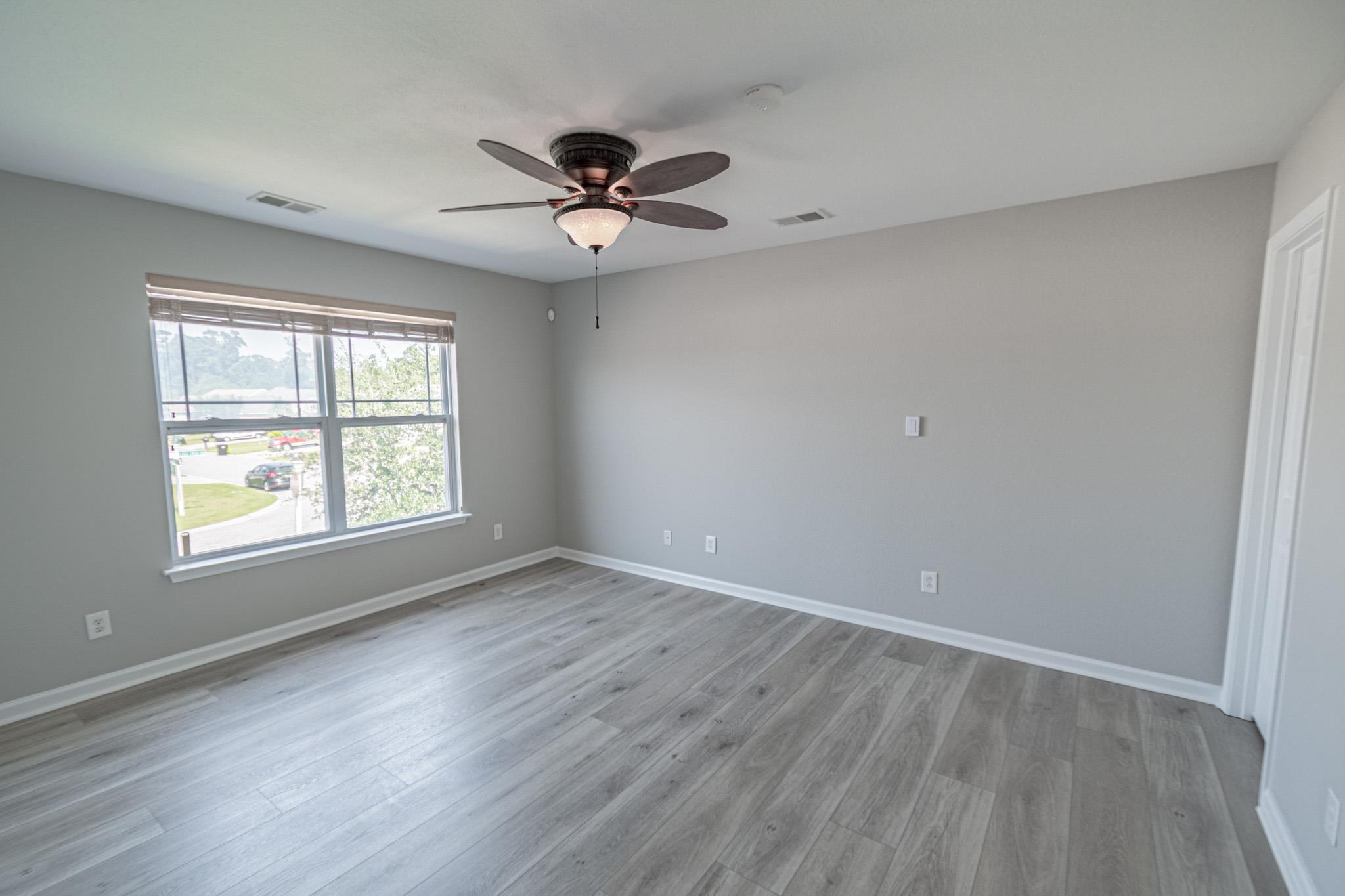 1201 Eagle Creek Dr. Property Photo 19