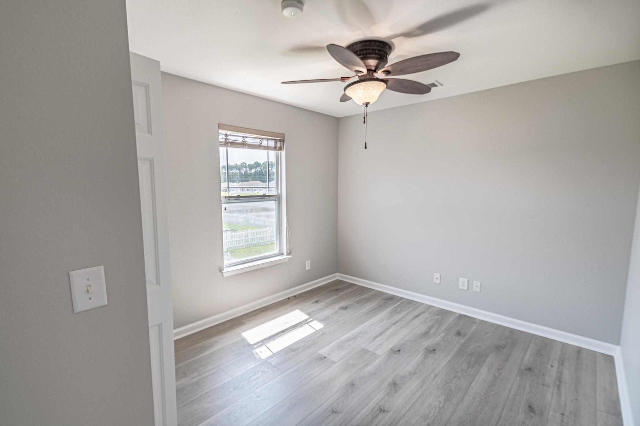 1201 Eagle Creek Dr. Property Photo 25