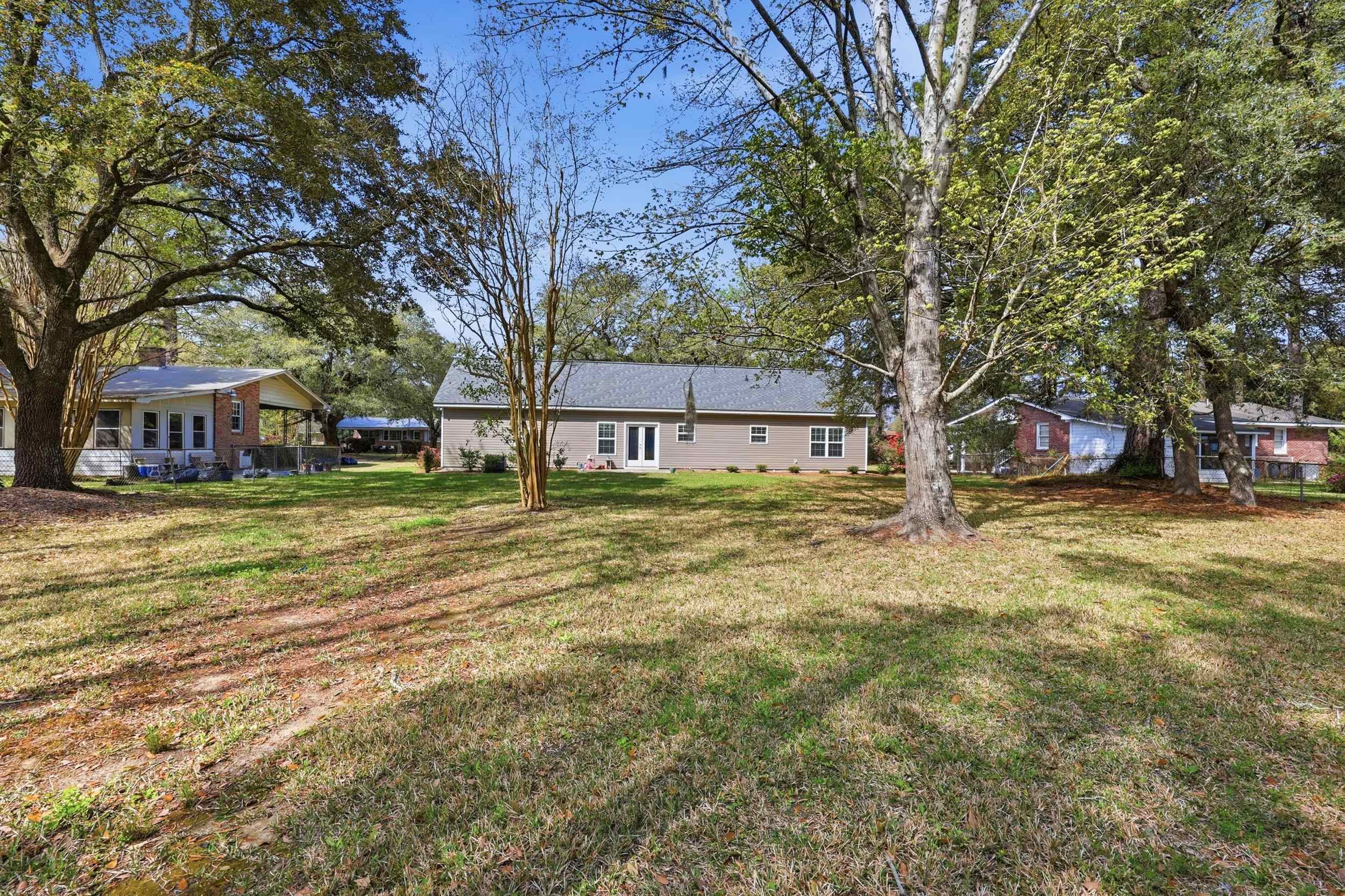 1700 Wren St. Property Photo 21