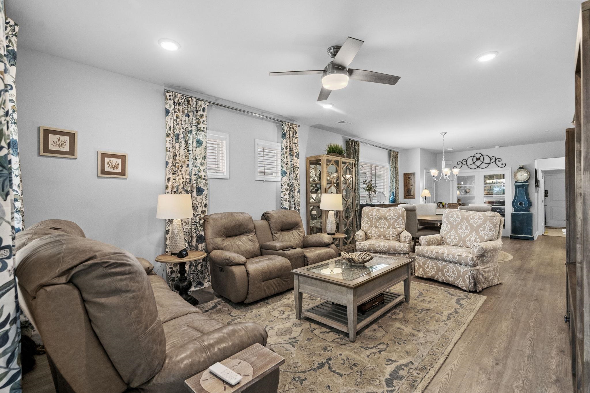 6598 Torino Lane Property Photo 9