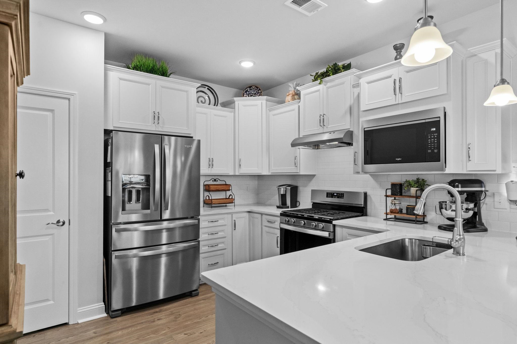 6598 Torino Lane Property Photo 14
