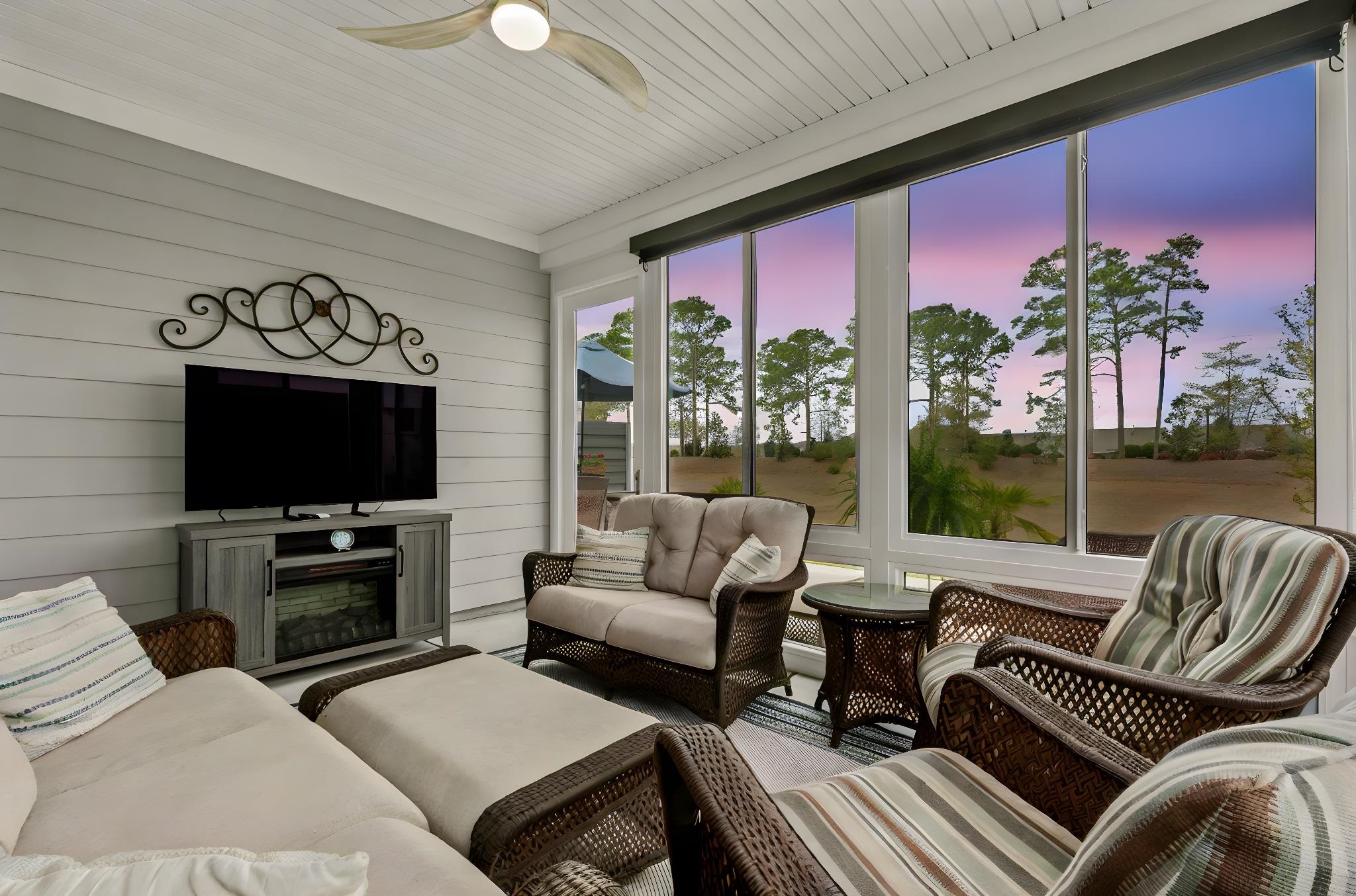 6598 Torino Lane Property Photo 32