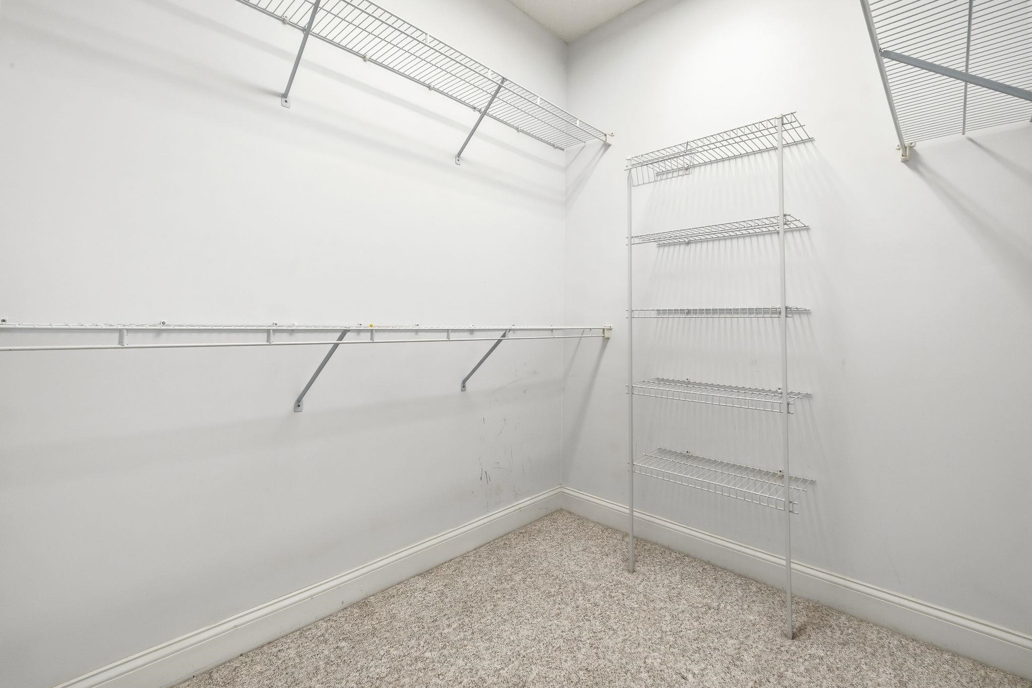 5049 Glenbrook Dr. Property Photo 22