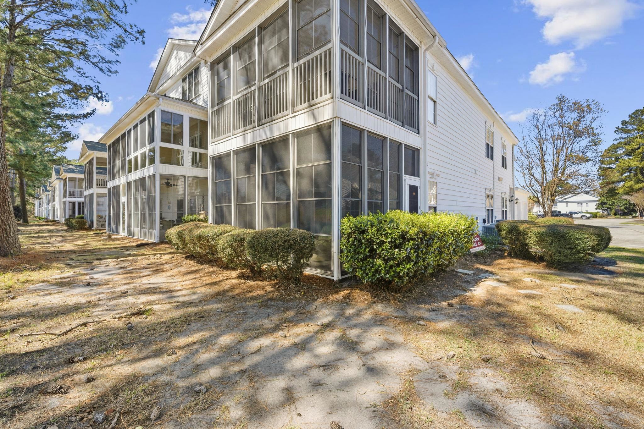5049 Glenbrook Dr. Property Photo 28