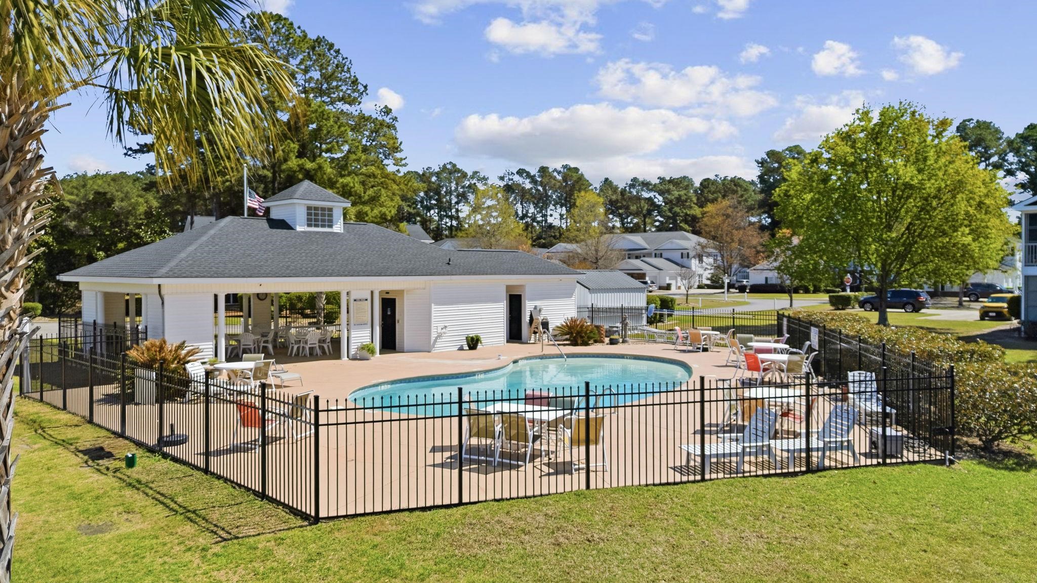 5049 Glenbrook Dr. Property Photo 47