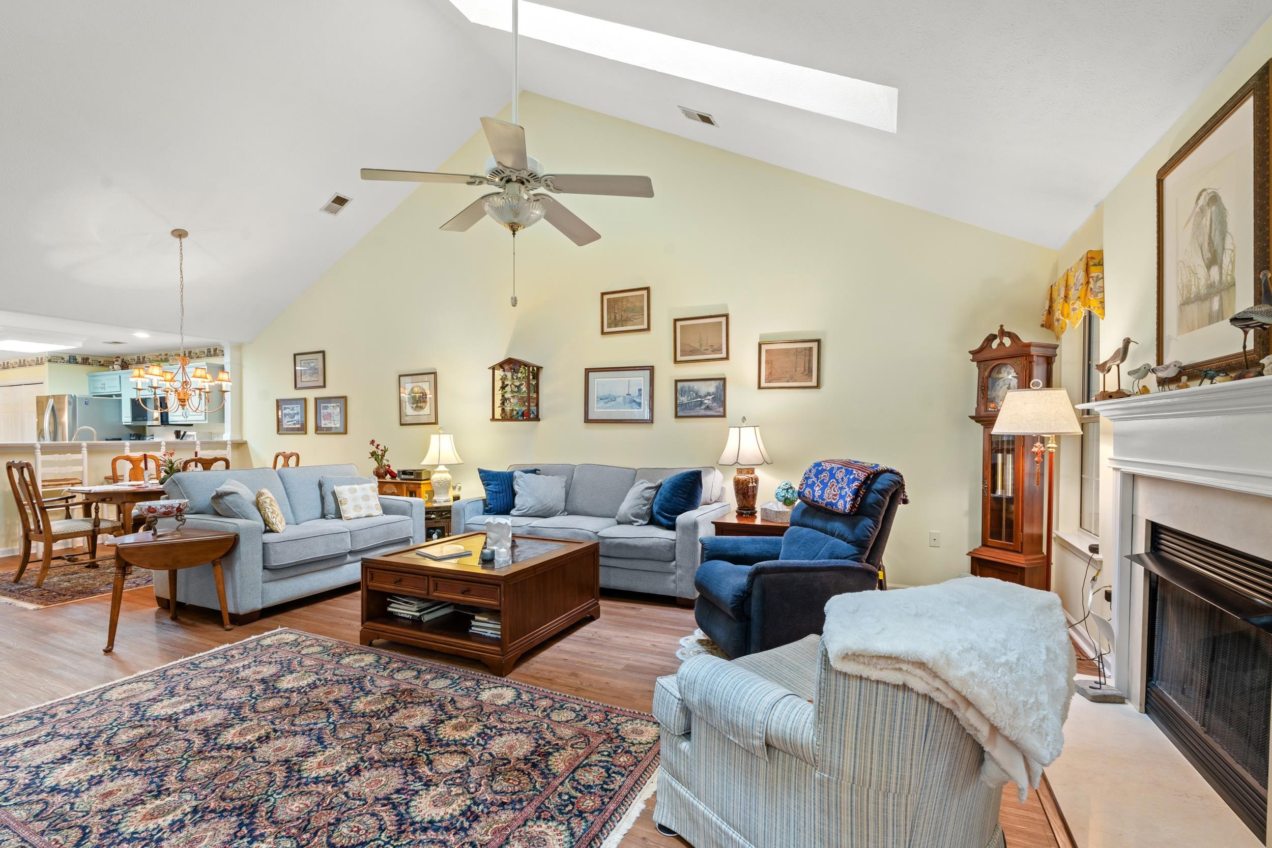 4550 Eastport Blvd. Property Photo 13