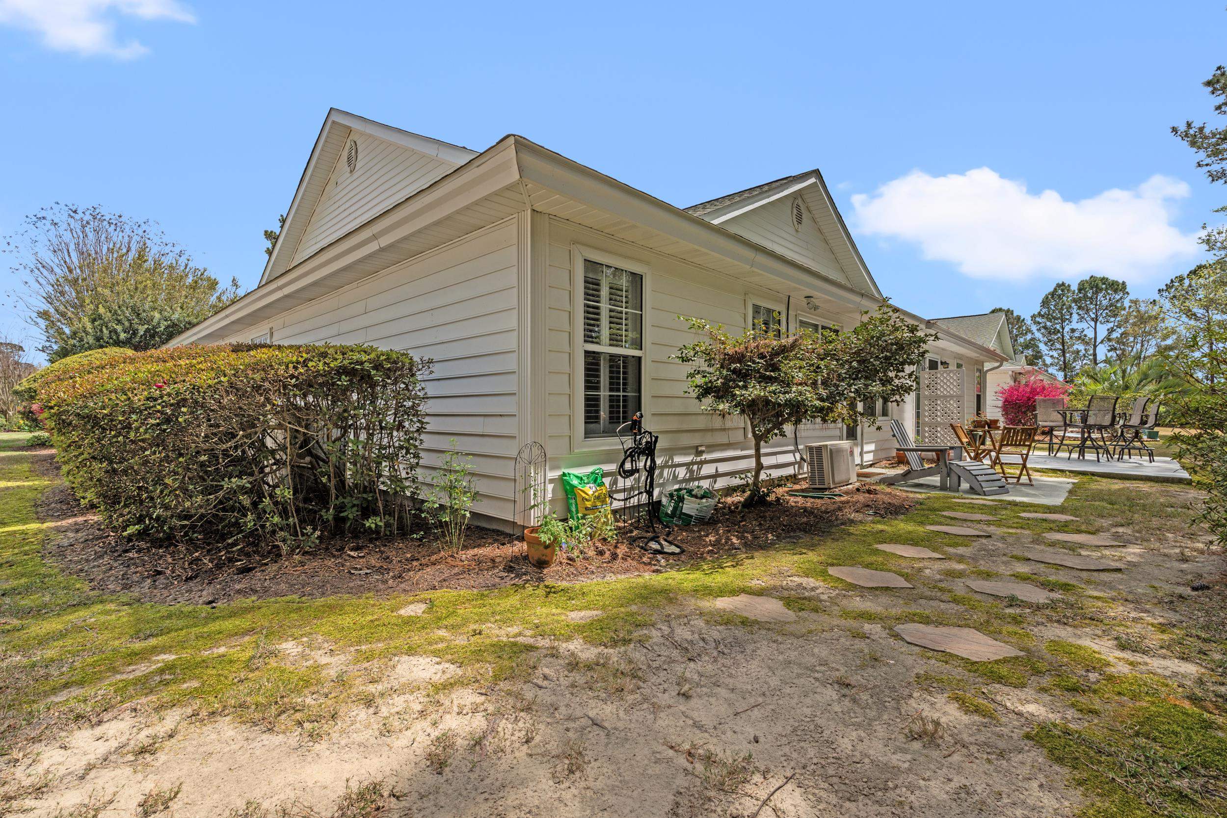 4550 Eastport Blvd. Property Photo 32