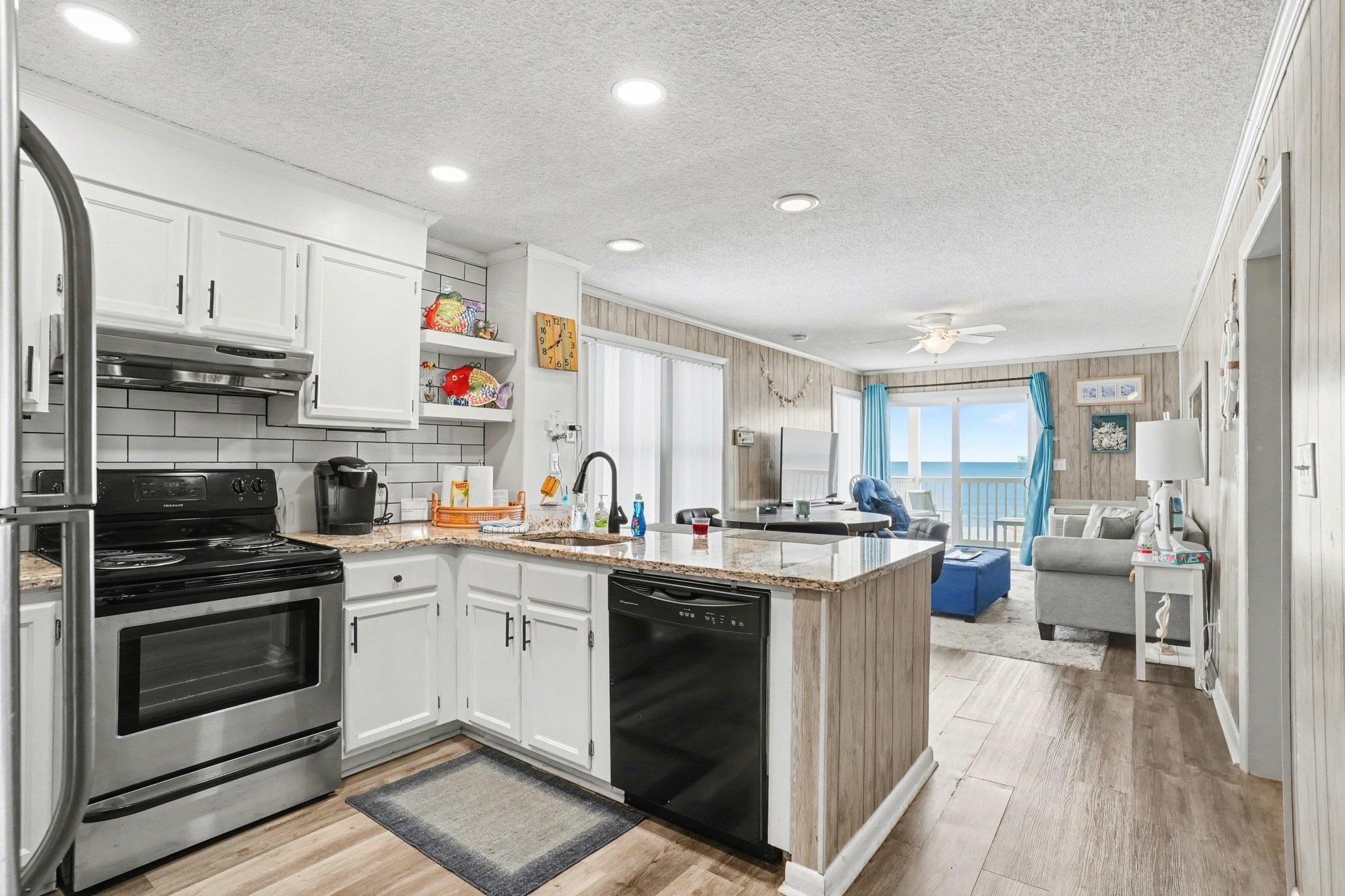 4315 S Ocean Blvd. Property Photo 8