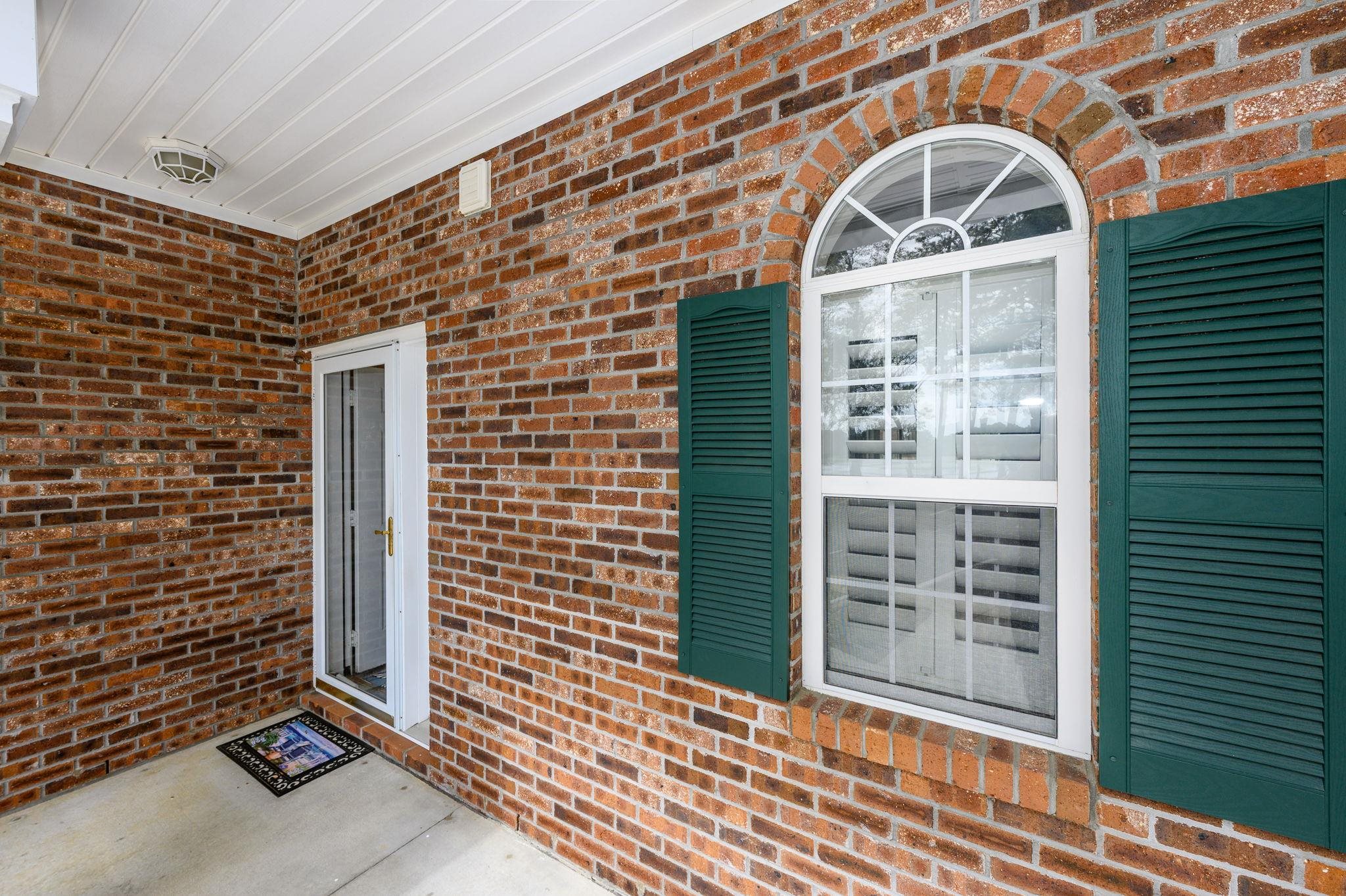4429 Turtle Ln. Property Photo 4