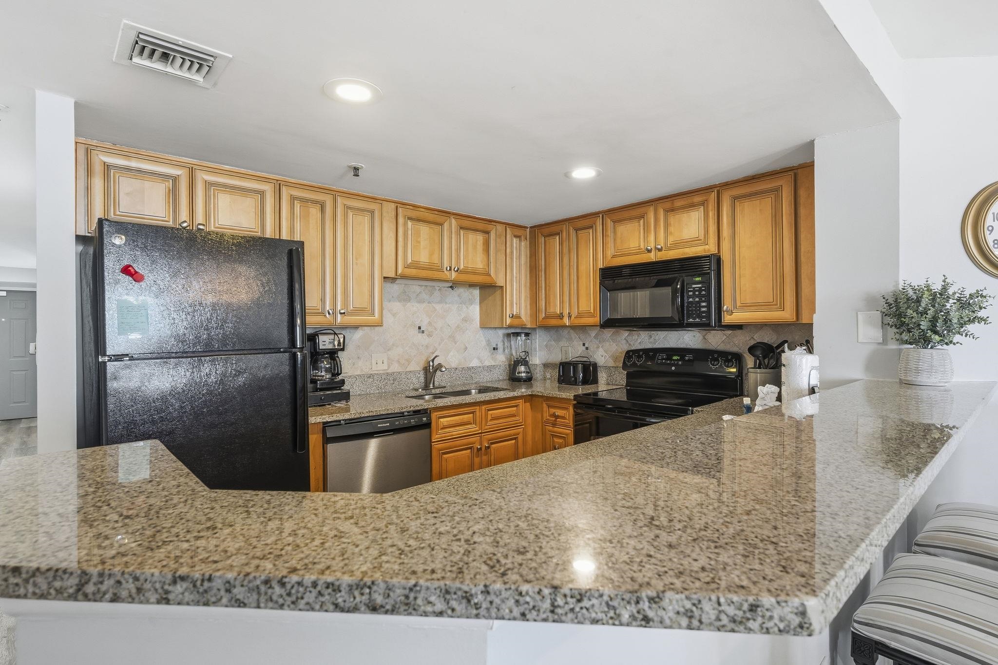 5511 N Ocean Blvd. Property Photo 10