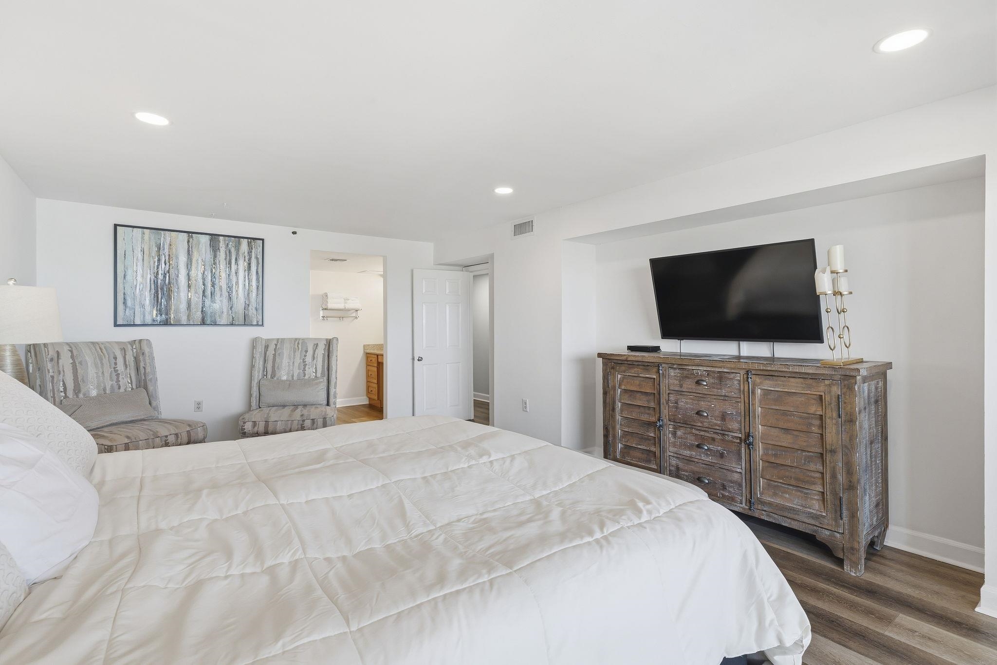 5511 N Ocean Blvd. Property Photo 17