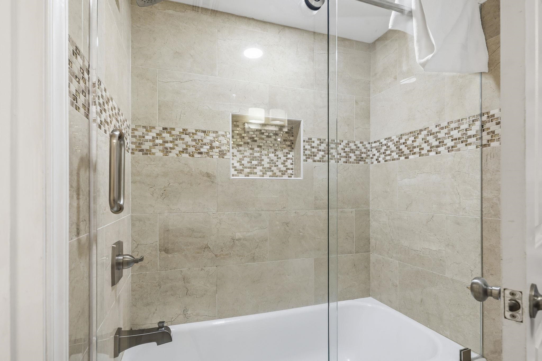 5511 N Ocean Blvd. Property Photo 28