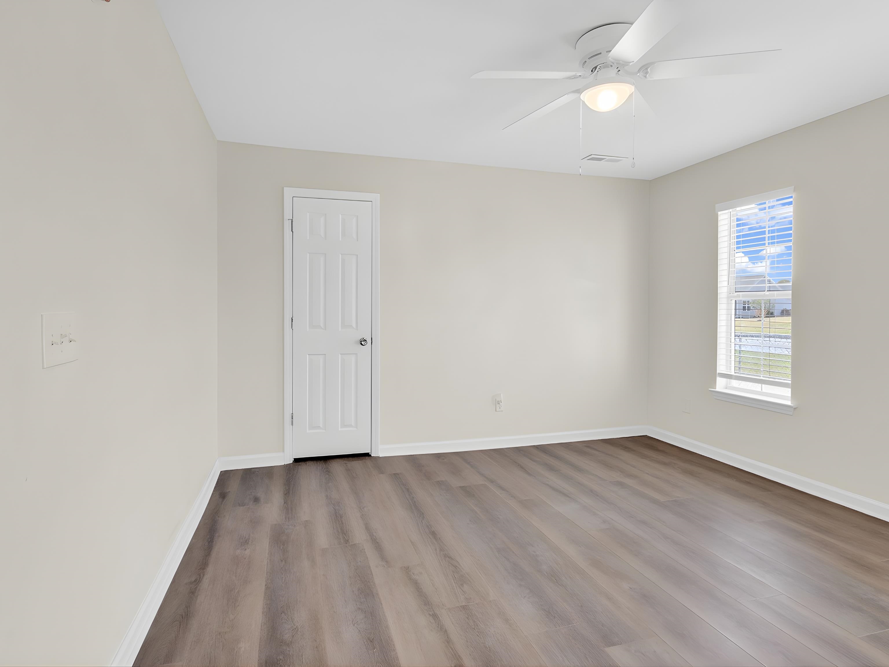 544 Mallard Ln. Property Photo 16