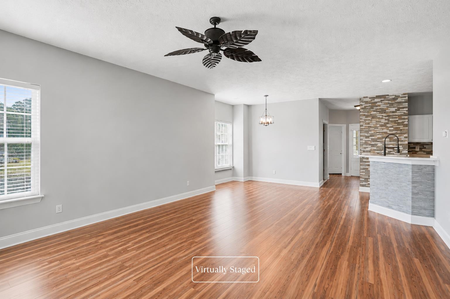 6000 Windsor Green Way Property Photo 3