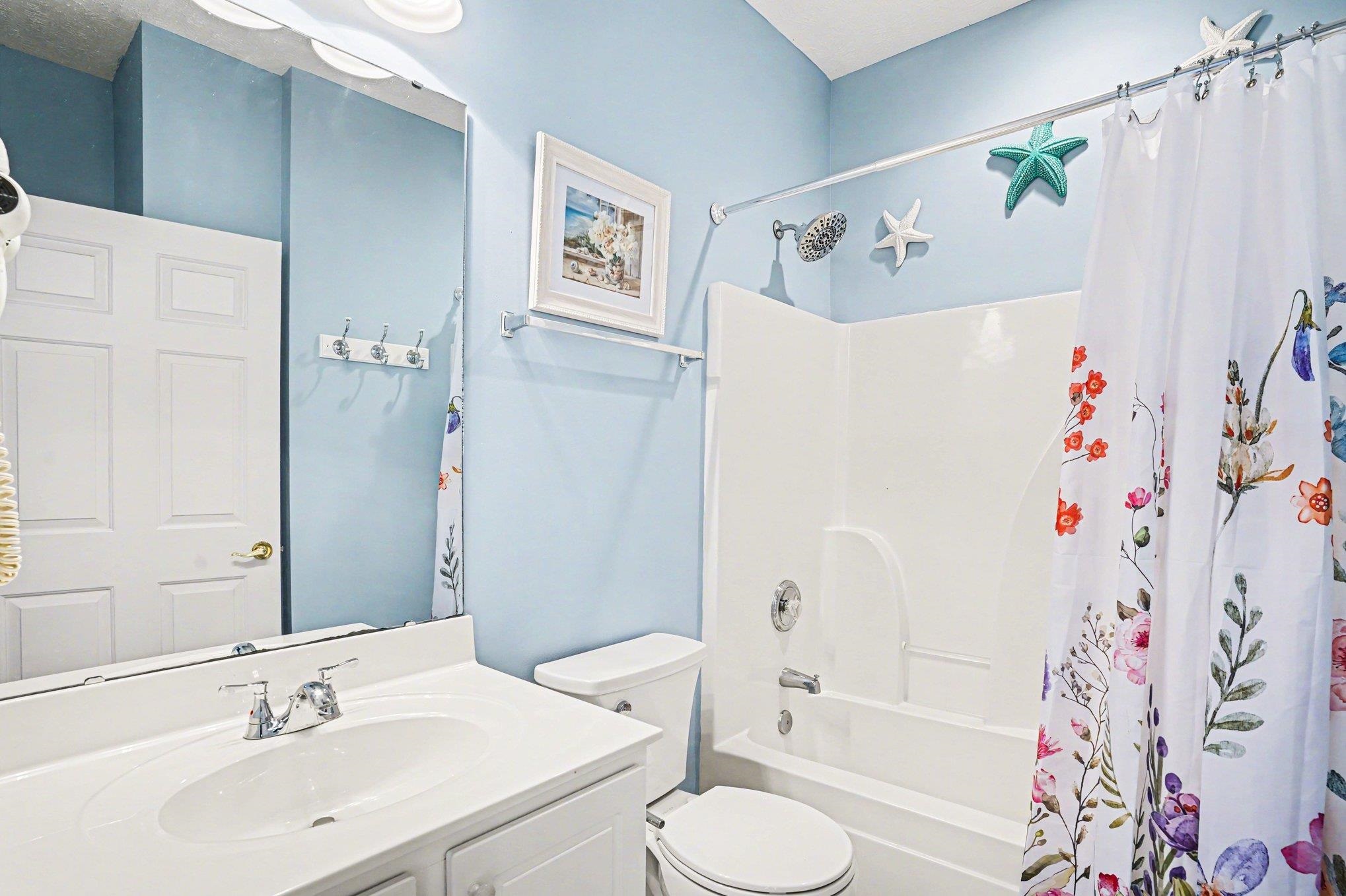6000 Windsor Green Way Property Photo 21